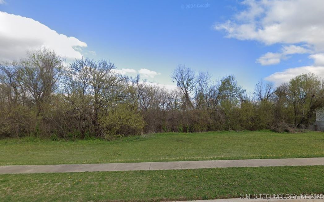 801 36th Avenue Nw Property Photo 2