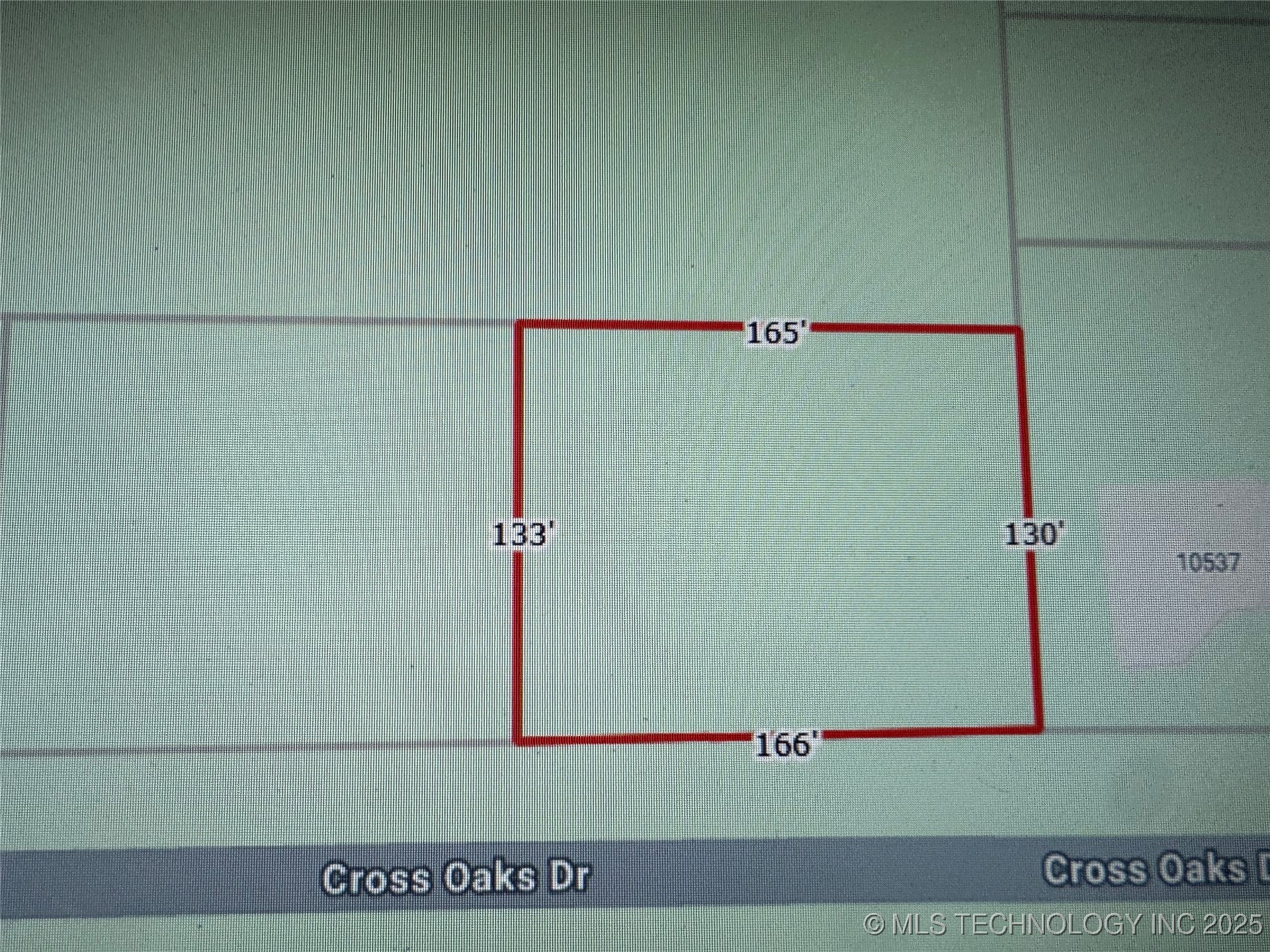 11 Cross Oaks Drive Property Photo 6