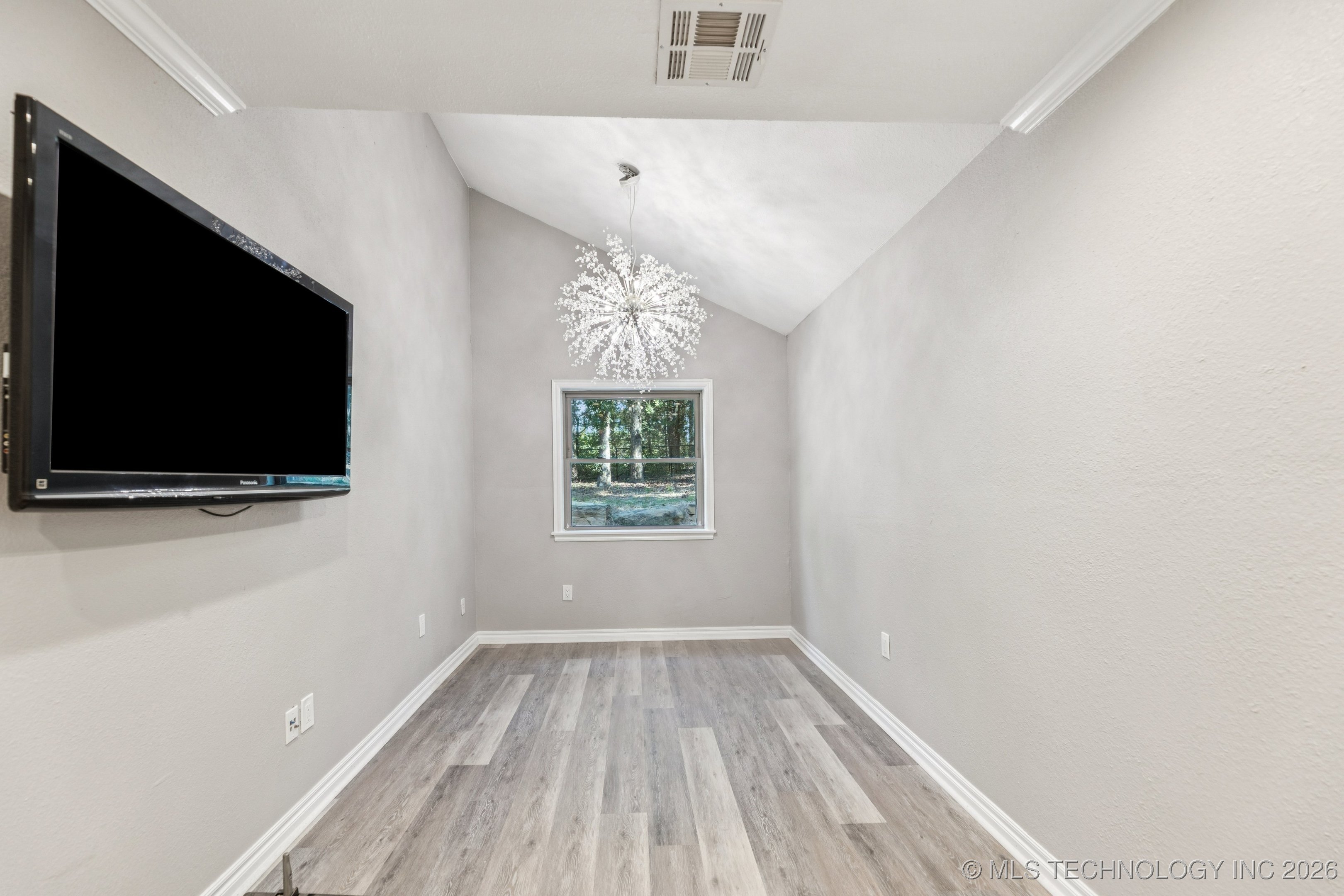 2824 New Prue Road Property Photo 25