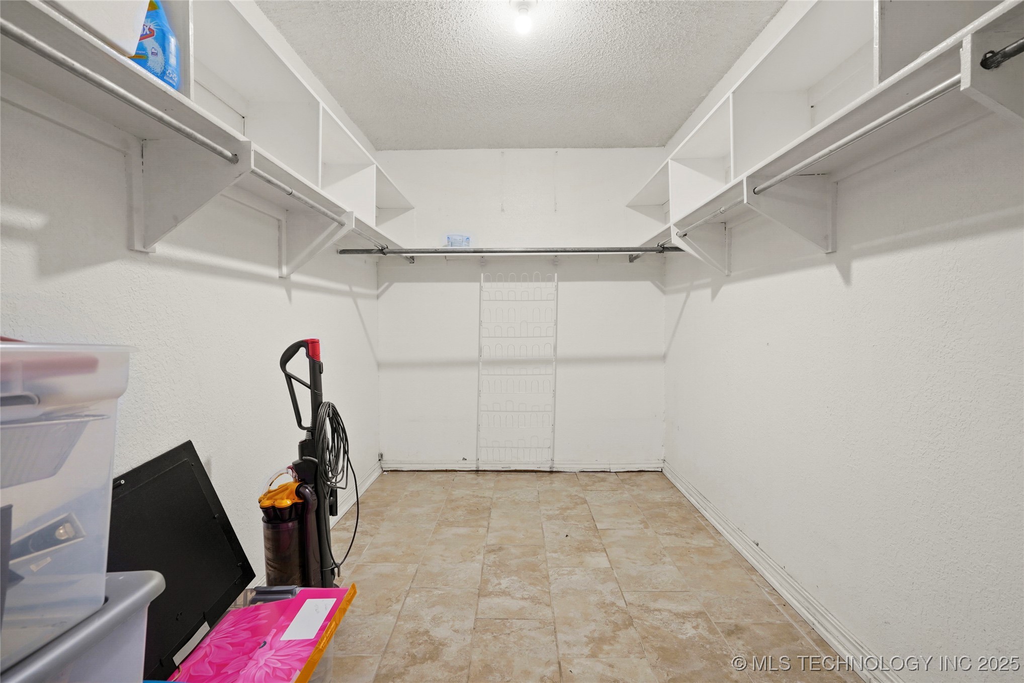 27208 E 41st Street S Property Photo 21