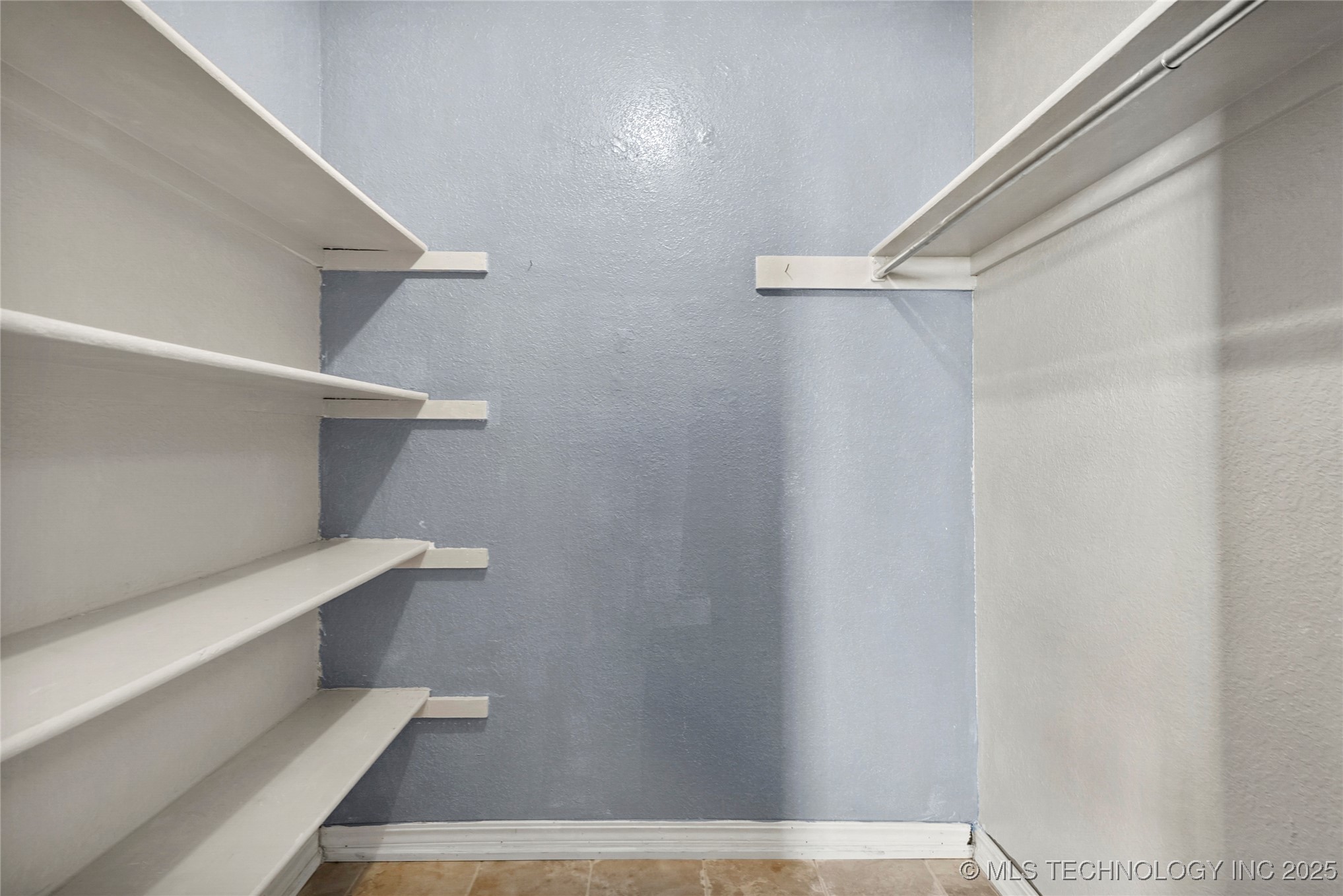 27208 E 41st Street S Property Photo 29