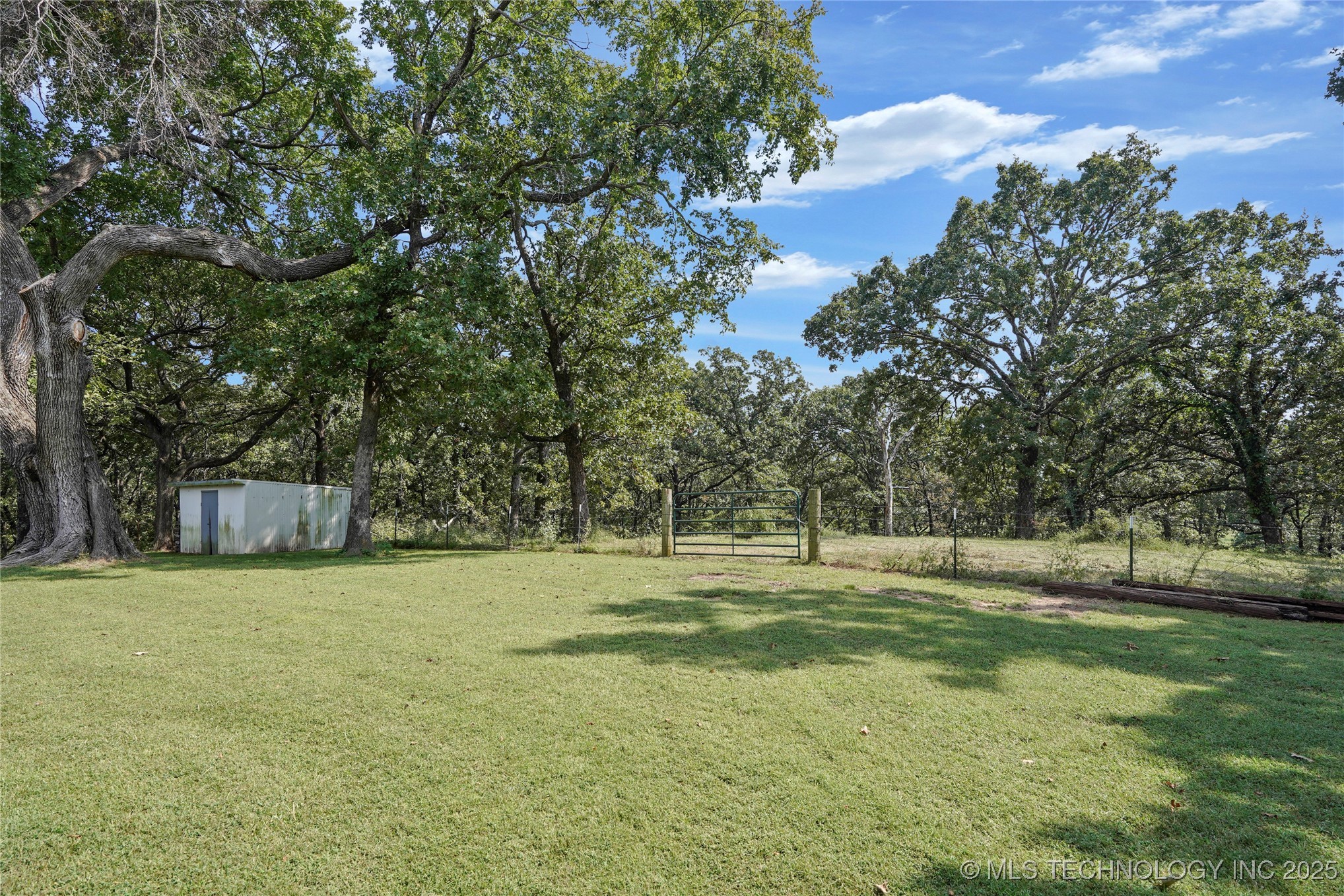 27208 E 41st Street S Property Photo 30
