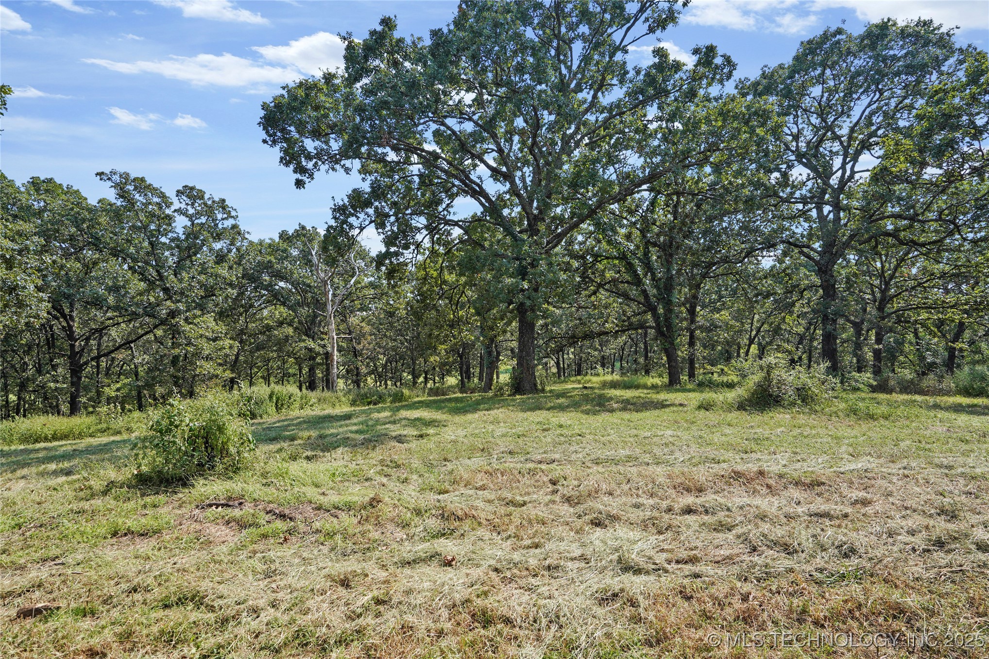 27208 E 41st Street S Property Photo 31