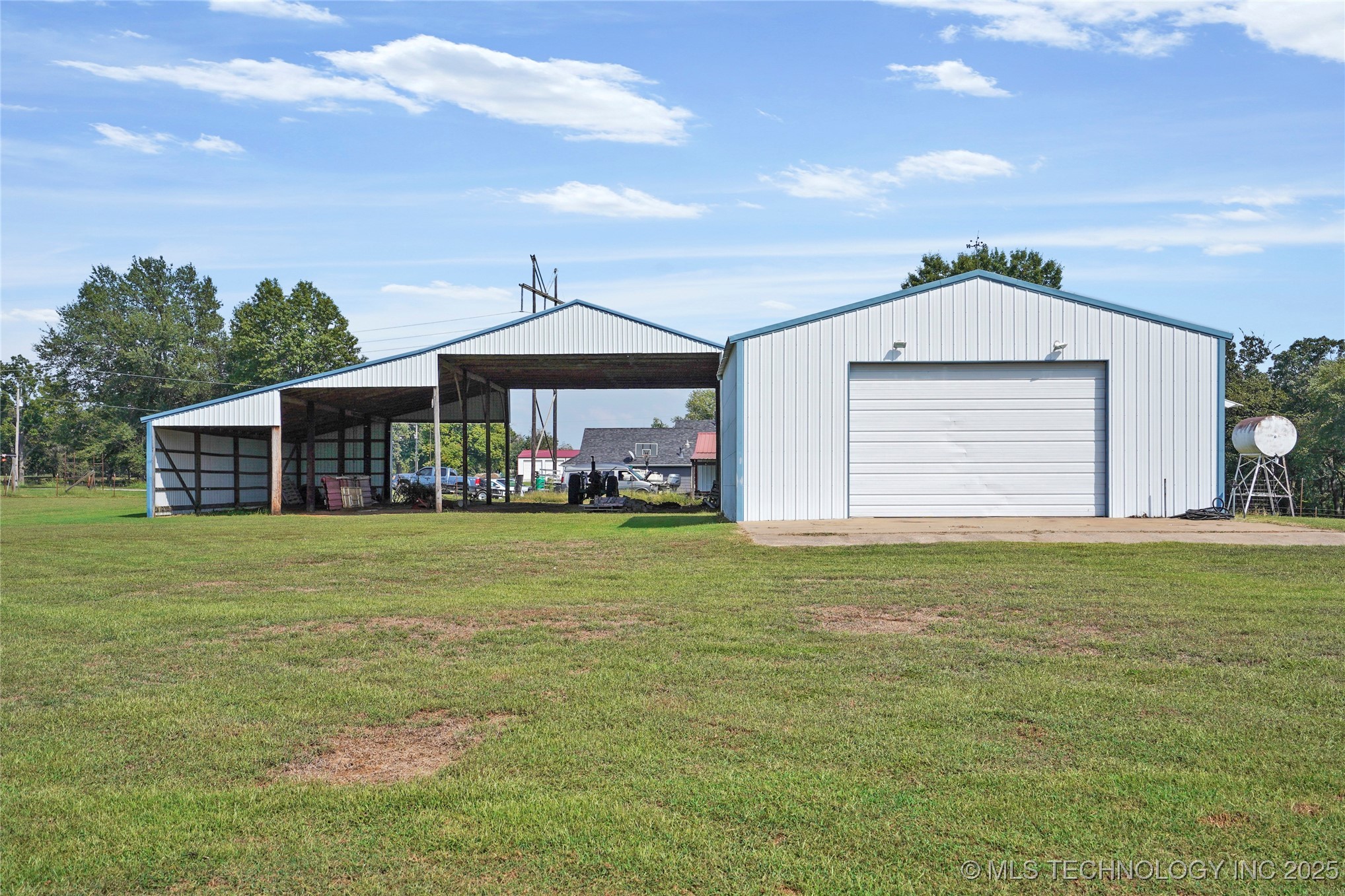 27208 E 41st Street S Property Photo 34