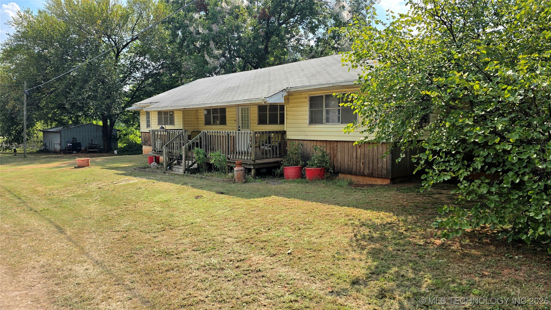 701 Johnson Property Photo 2