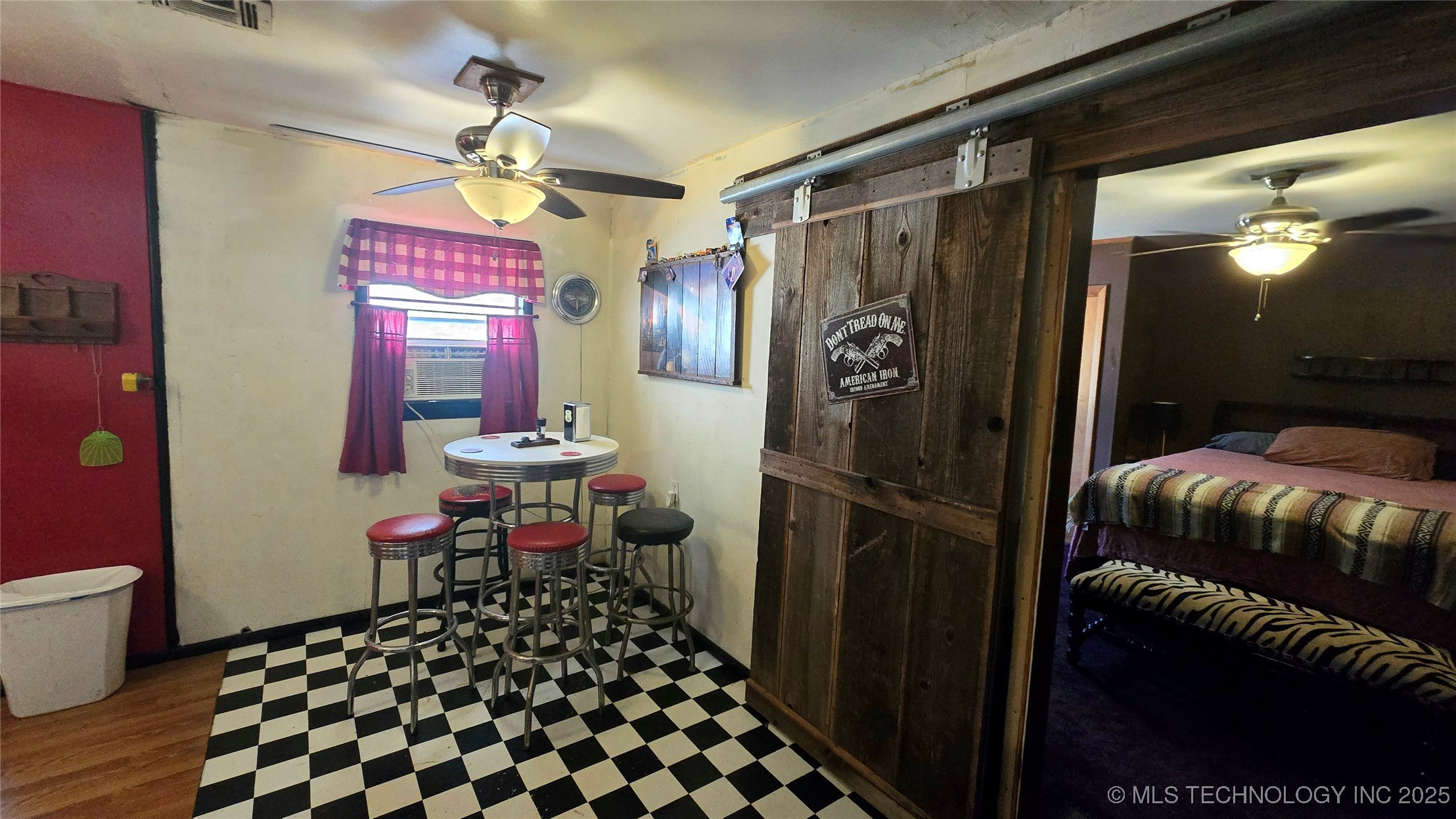 701 Johnson Property Photo 12