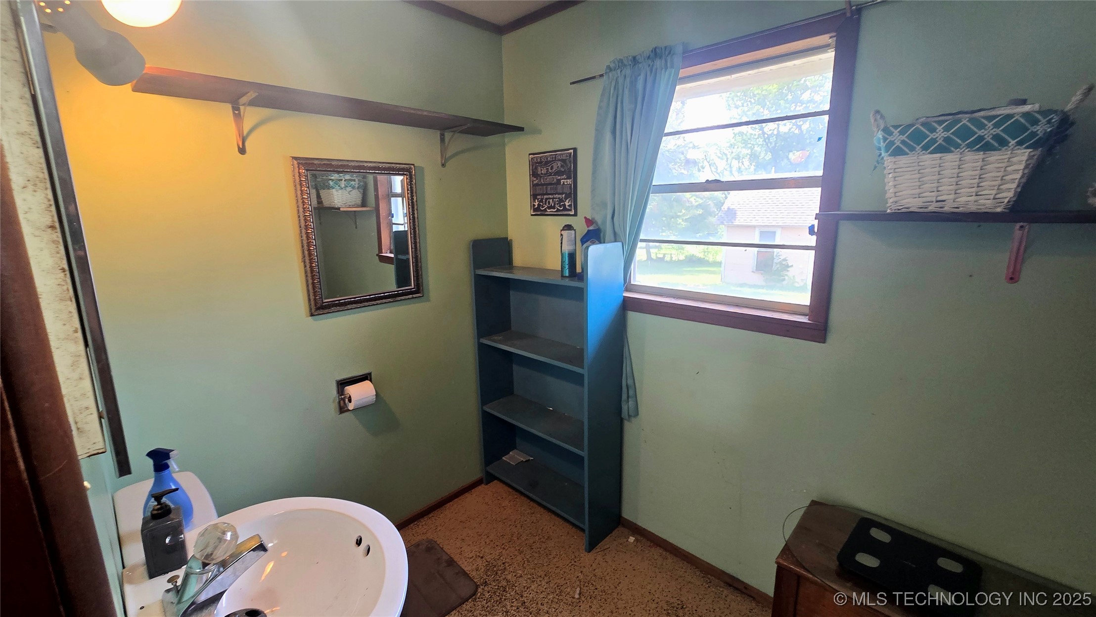 701 Johnson Property Photo 20