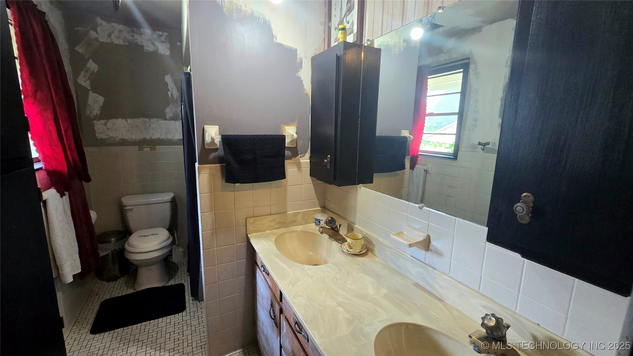 701 Johnson Property Photo 24