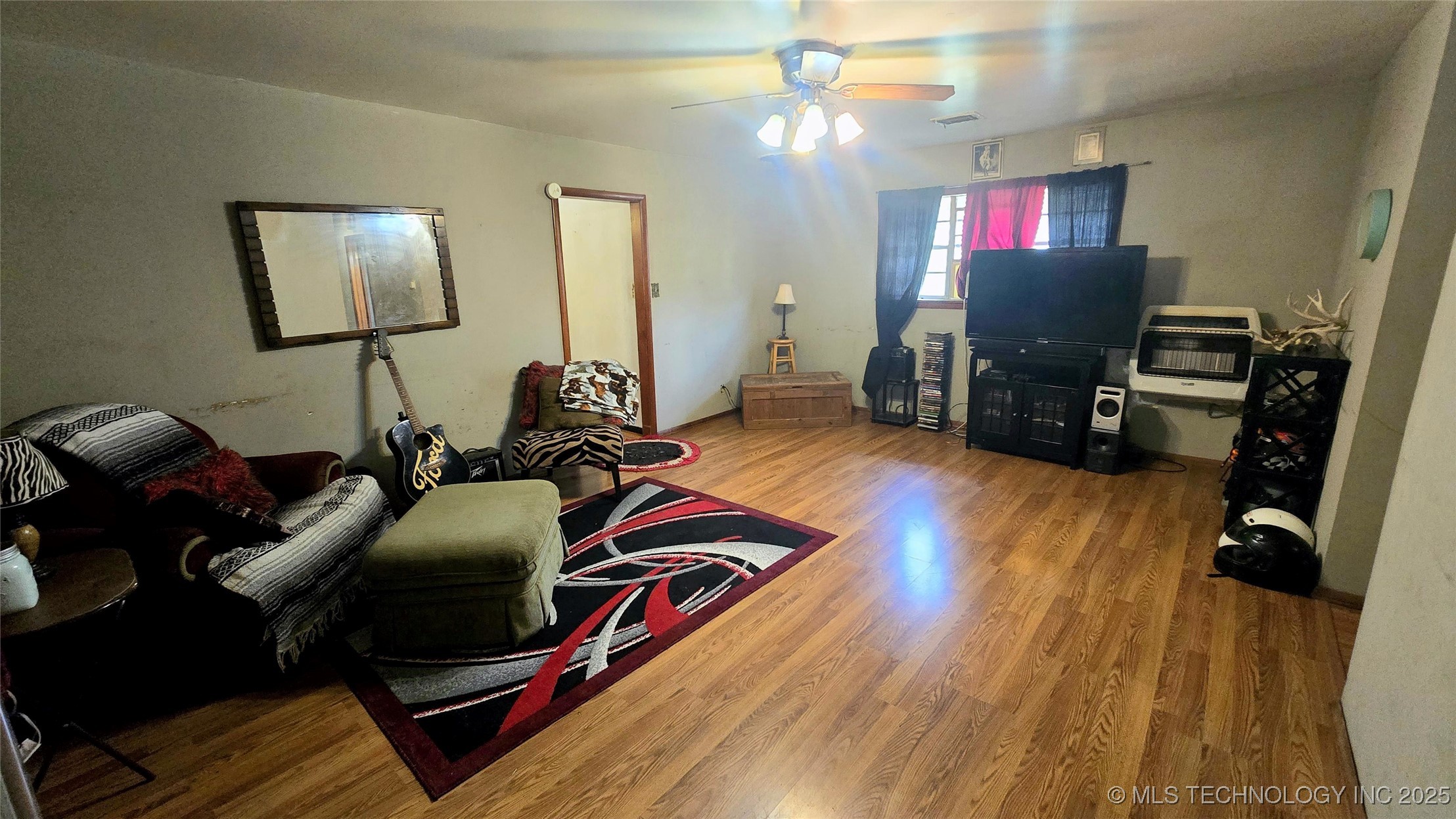 701 Johnson Property Photo 31