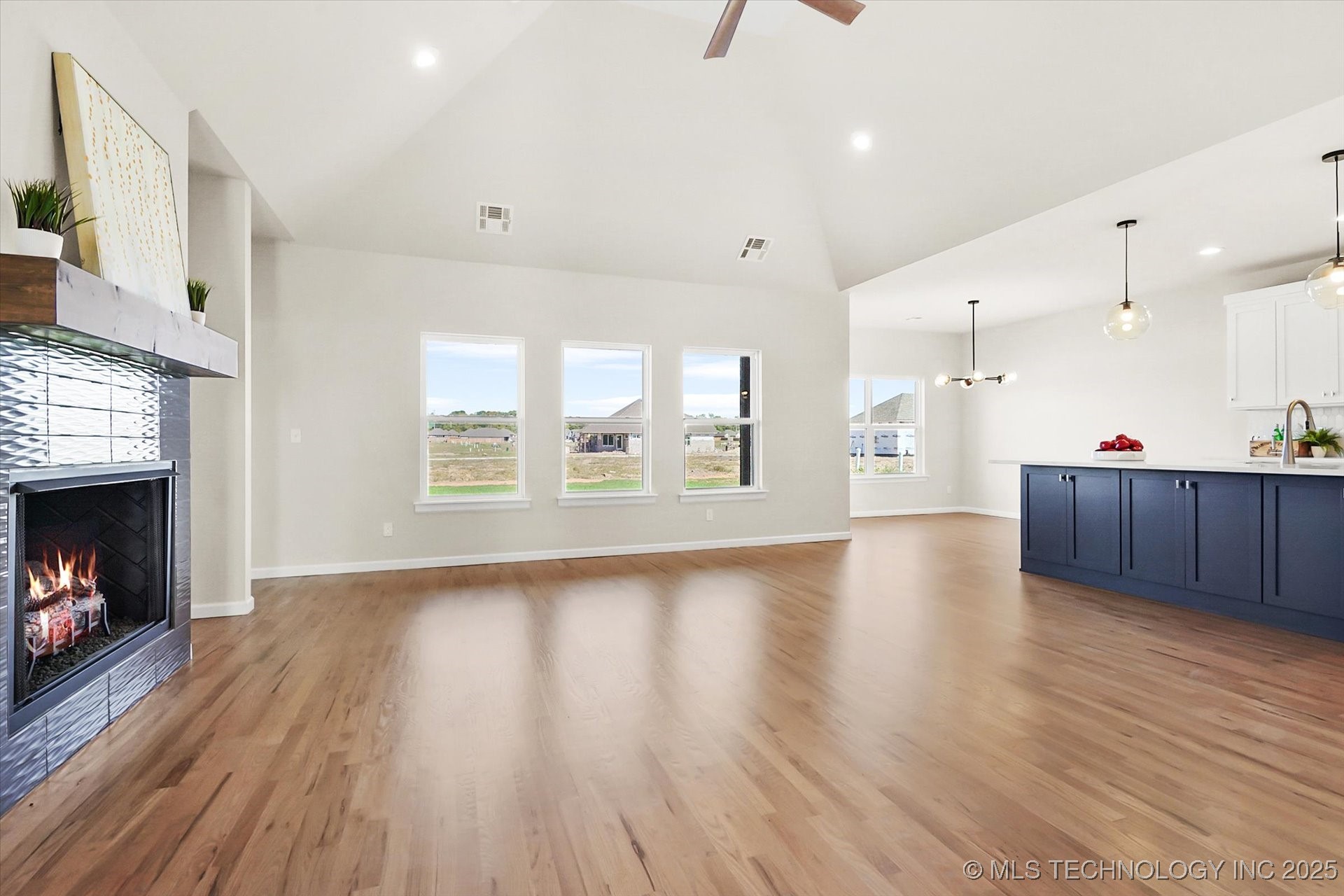 27745 E 109th Place S Property Photo 3