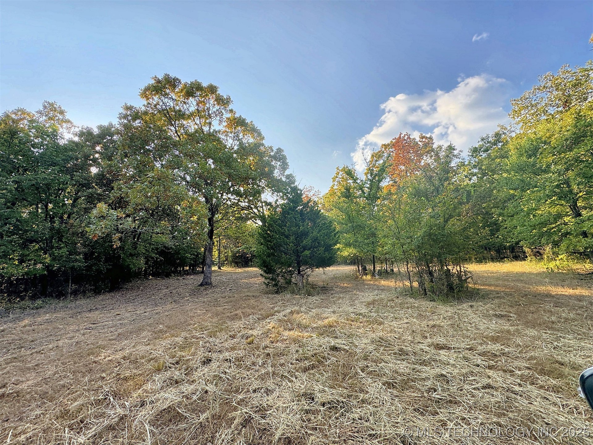 22695 N 6 Mile Road Property Photo 25