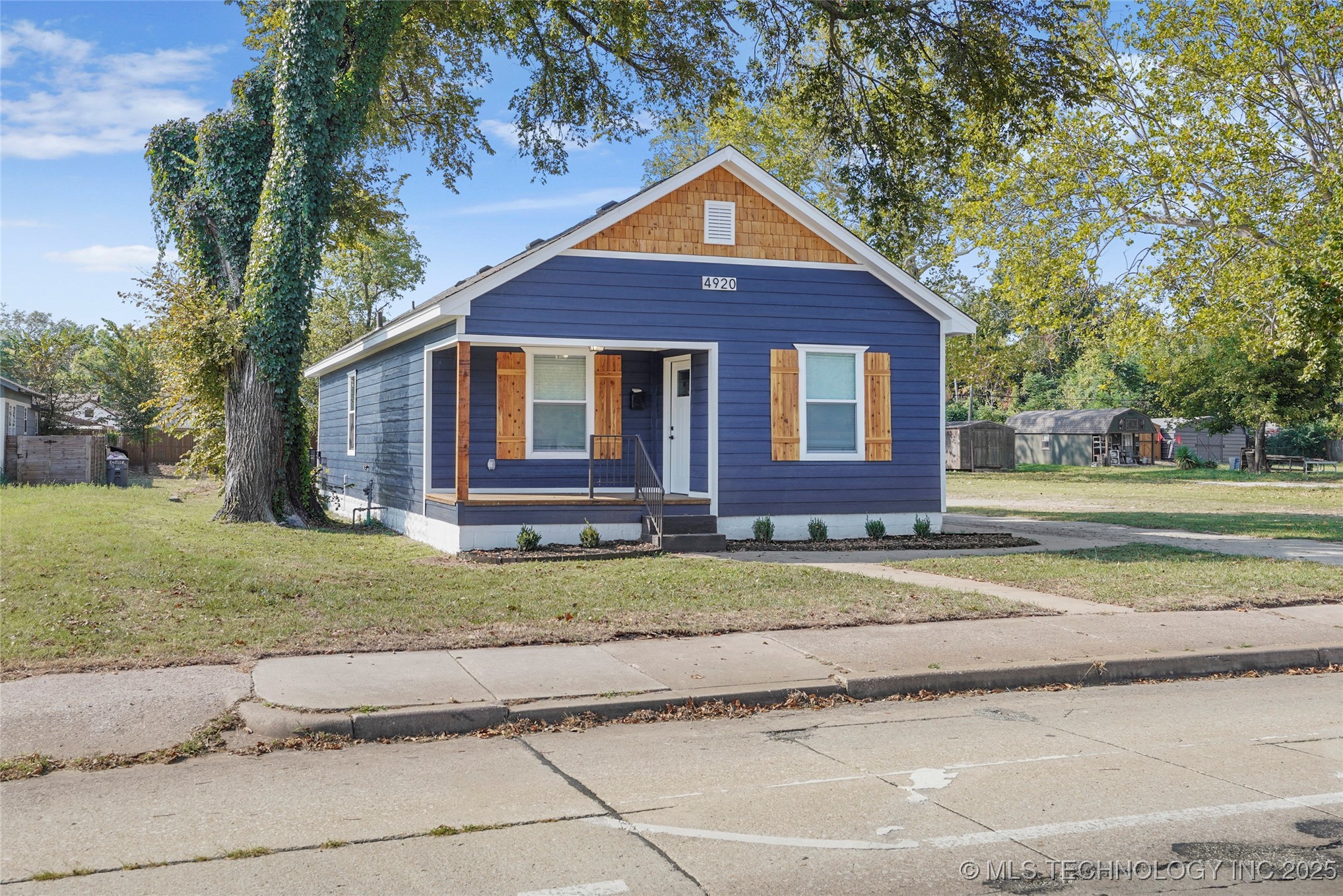 4920 Charles Page Boulevard Property Photo 2