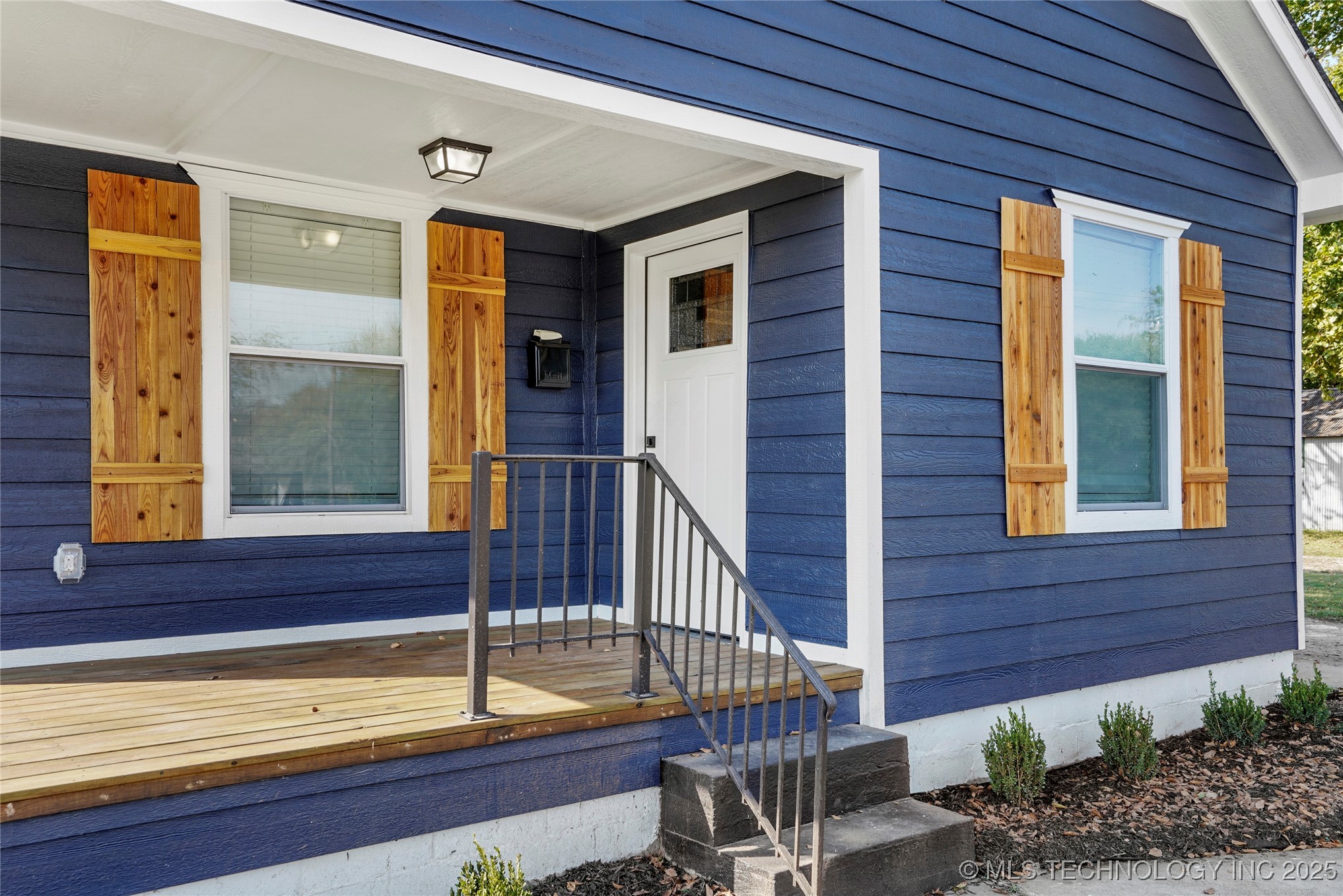 4920 Charles Page Boulevard Property Photo 4