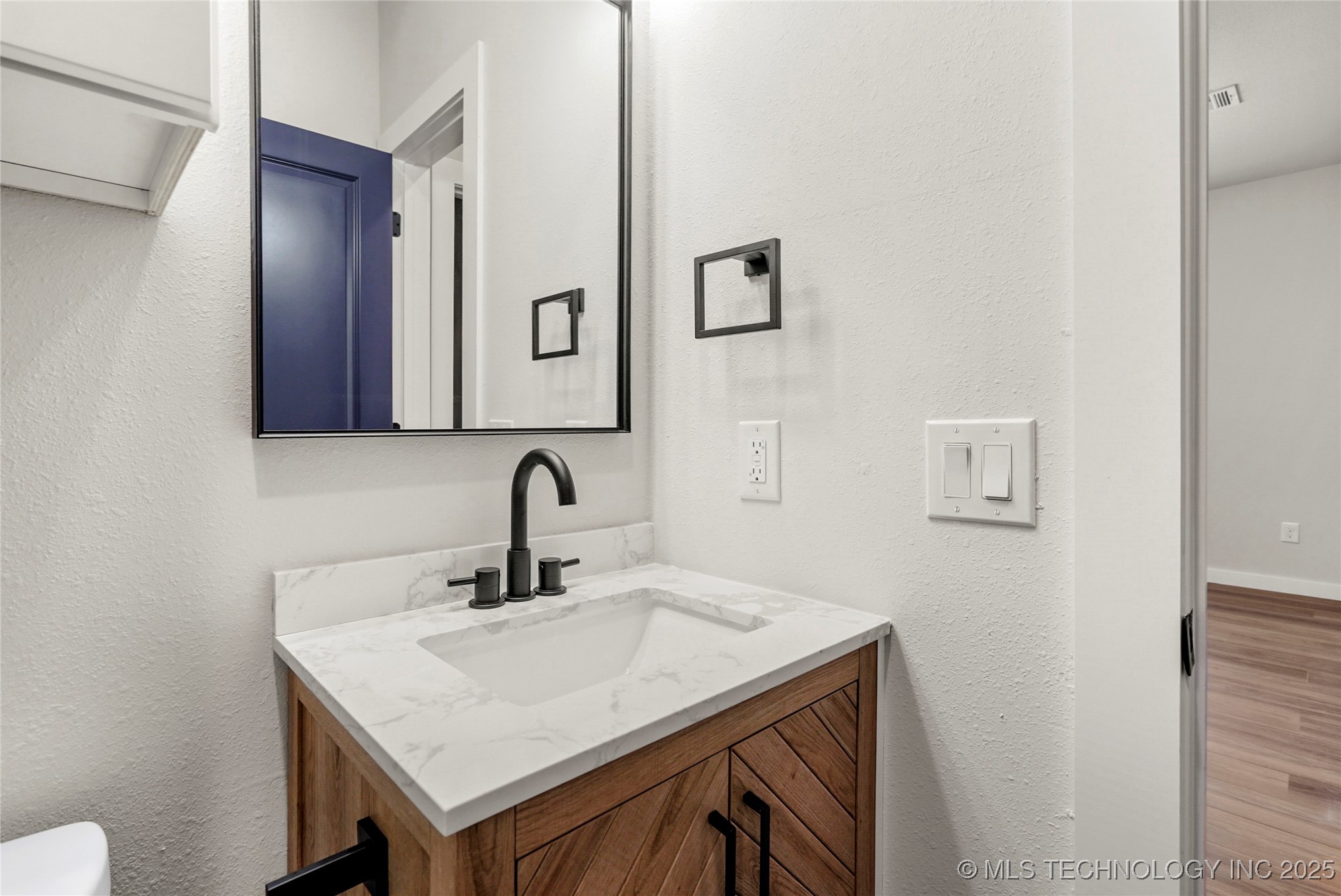 4920 Charles Page Boulevard Property Photo 20