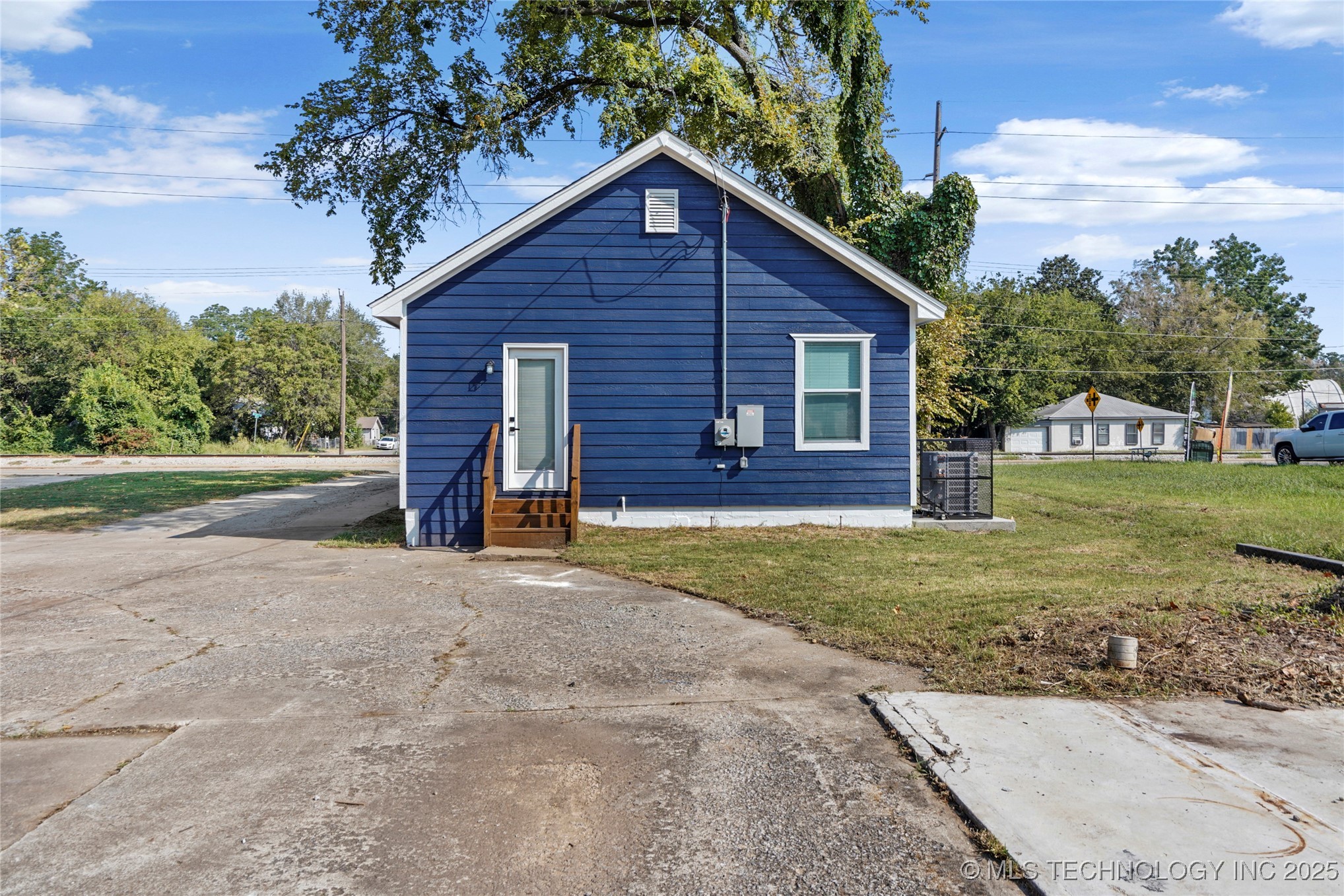 4920 Charles Page Boulevard Property Photo 26