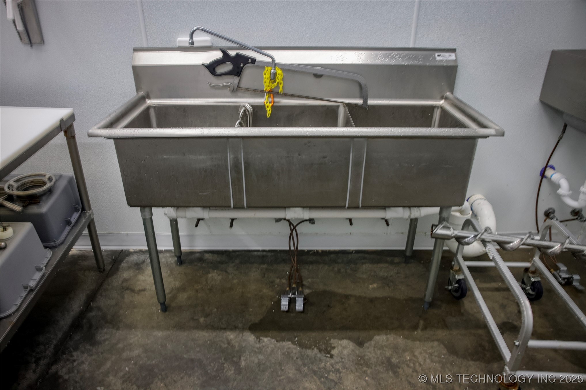 224 Duncan Street Property Photo 11