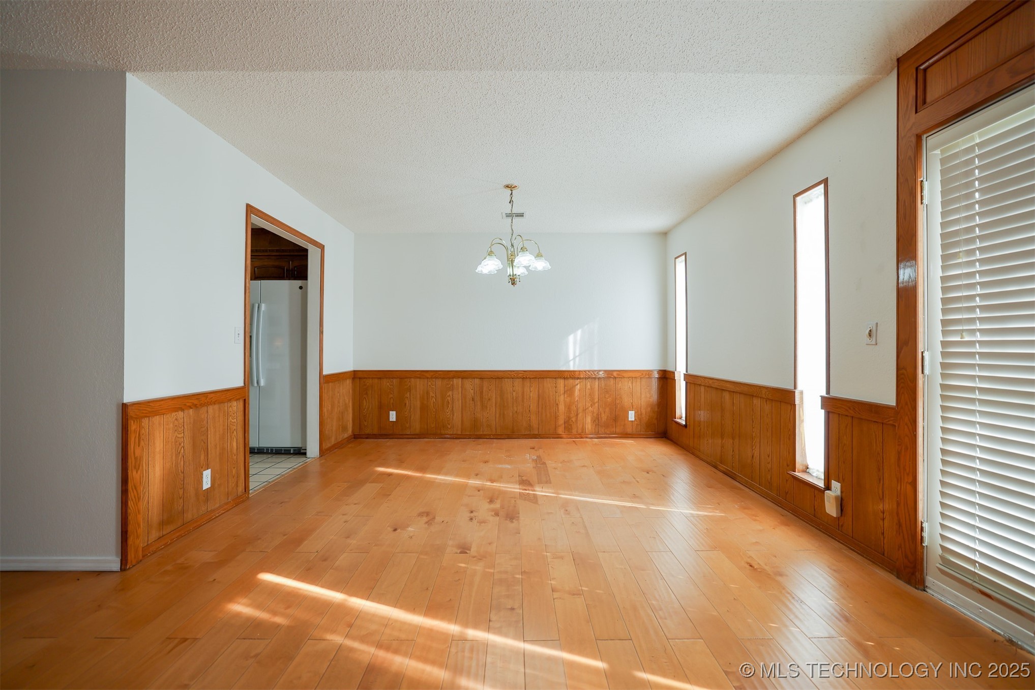 1601 N Detroit Avenue Property Photo 10
