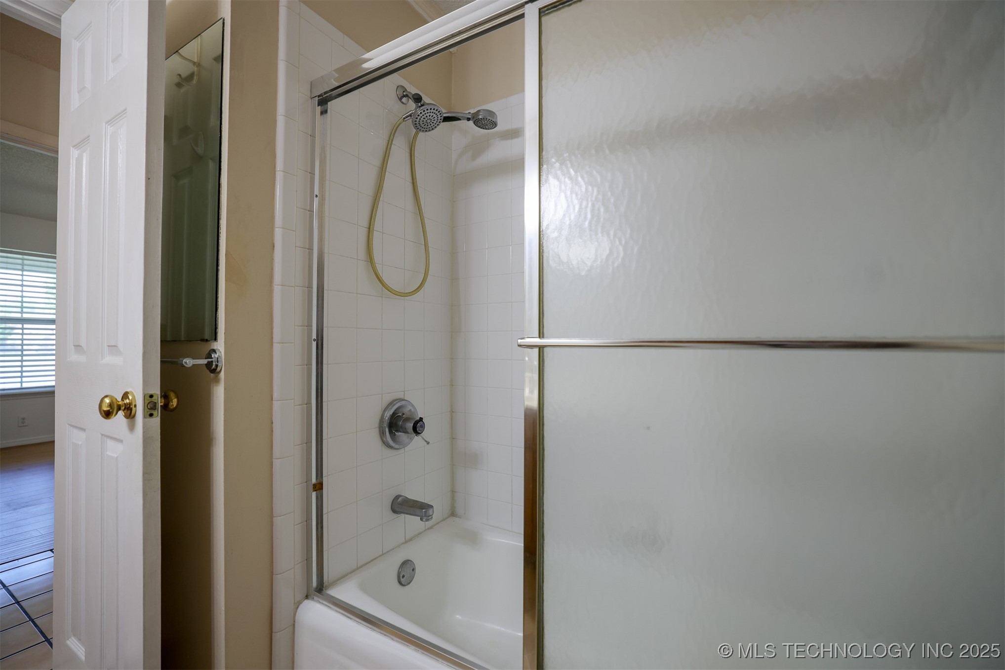 1601 N Detroit Avenue Property Photo 17