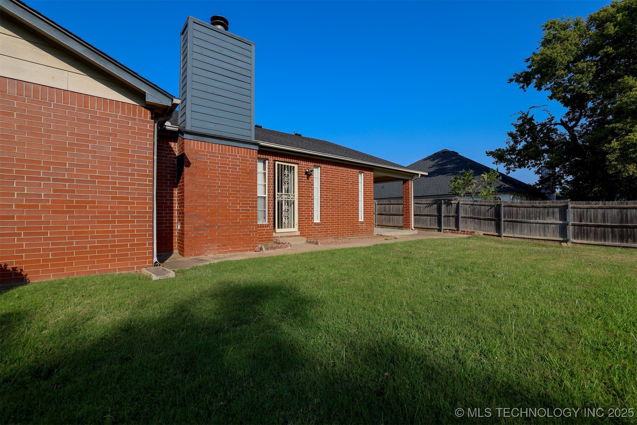 1601 N Detroit Avenue Property Photo 36