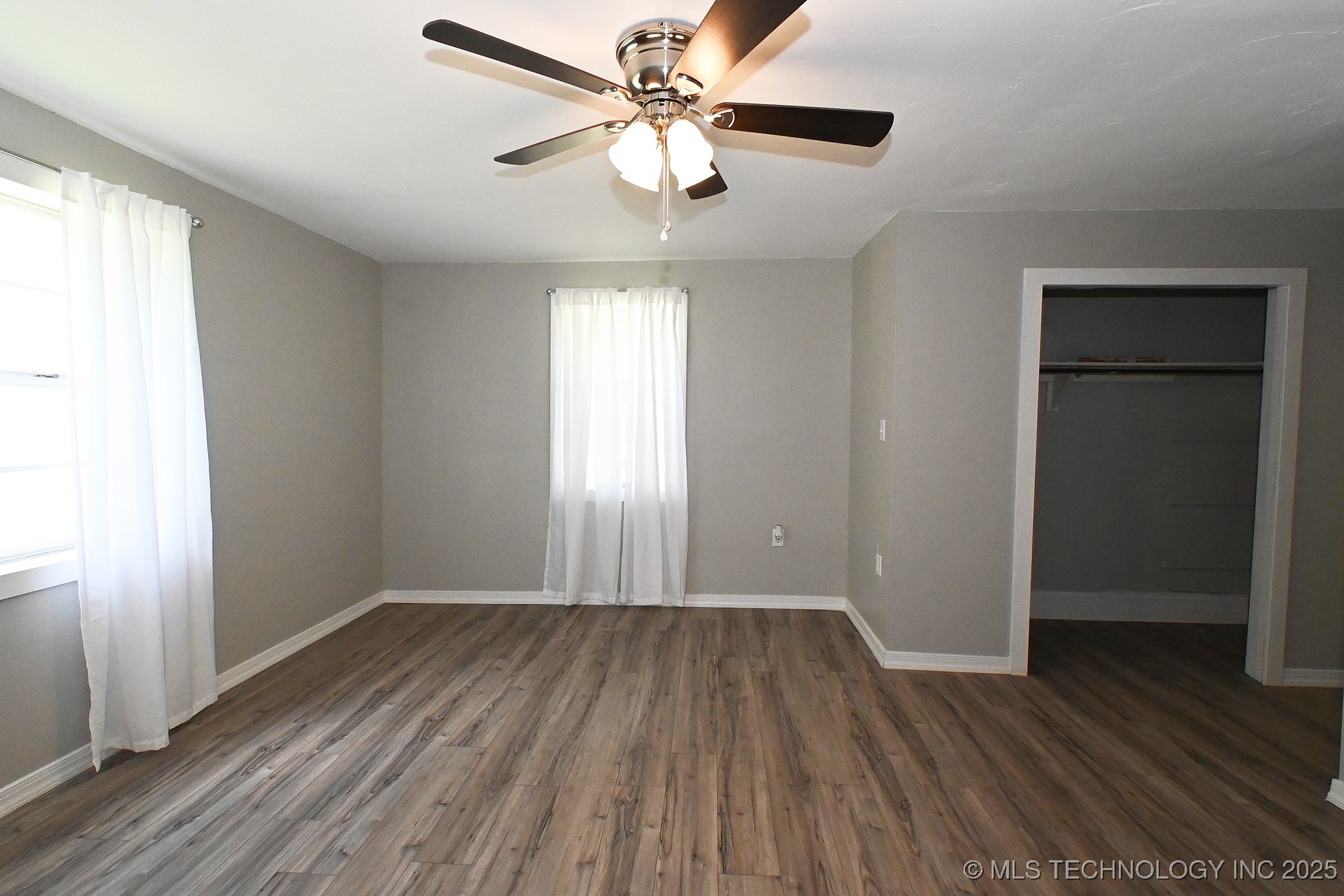 109 W Lee Property Photo 24