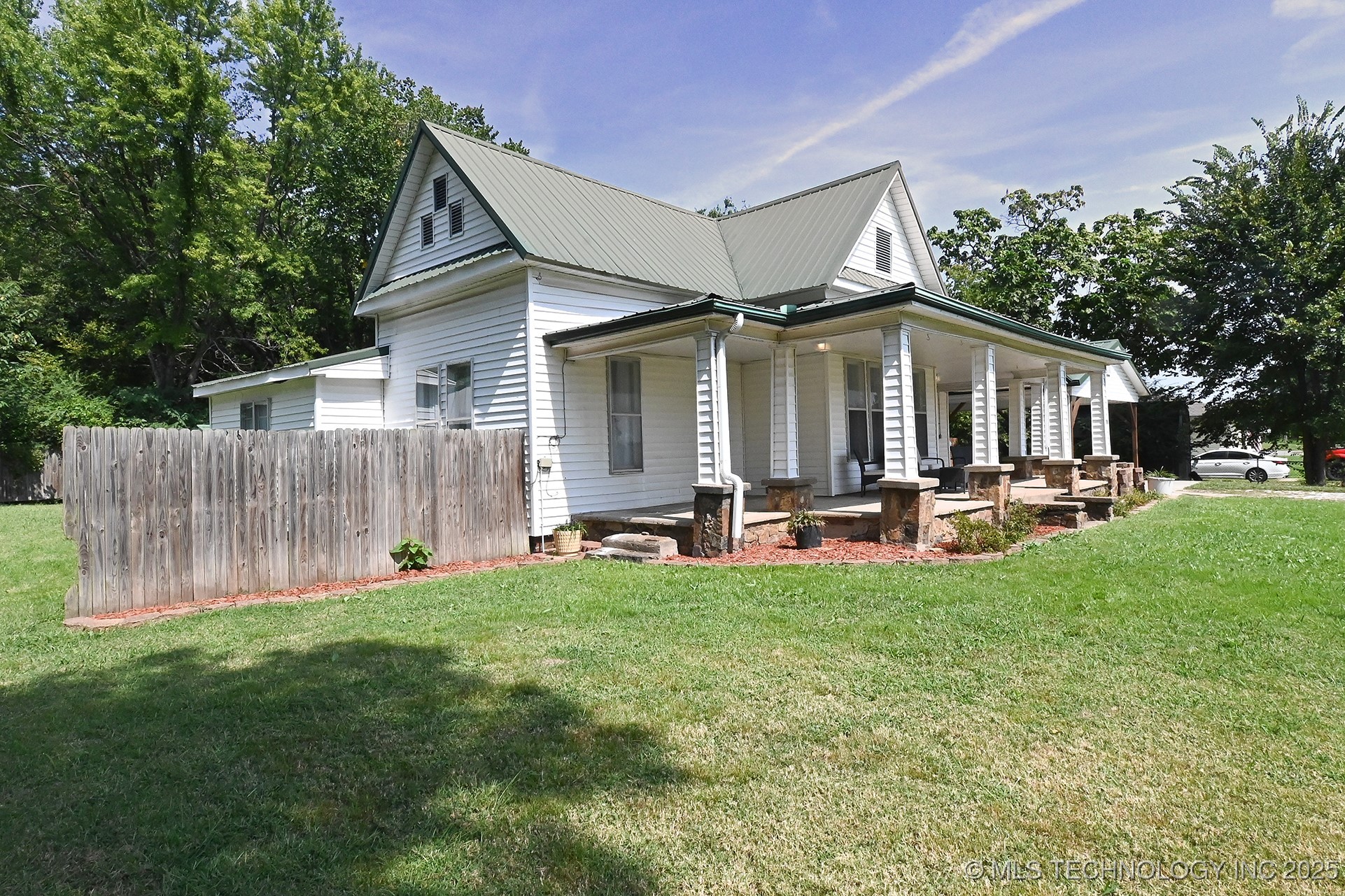 109 W Lee Property Photo 27