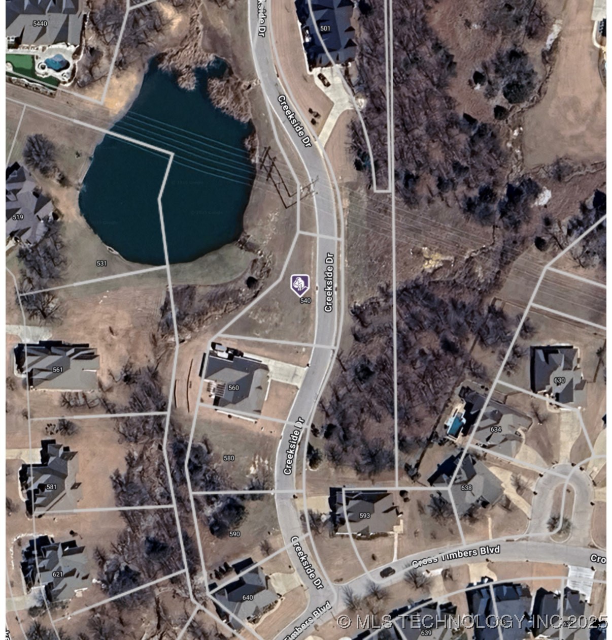 540 Creekside Drive Property Photo 5