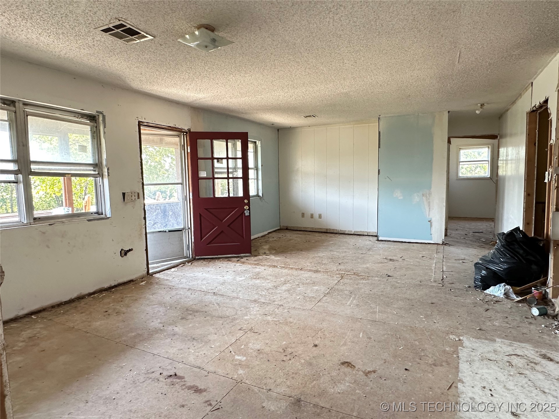 6155 Hwy 56 Highway Property Photo 2