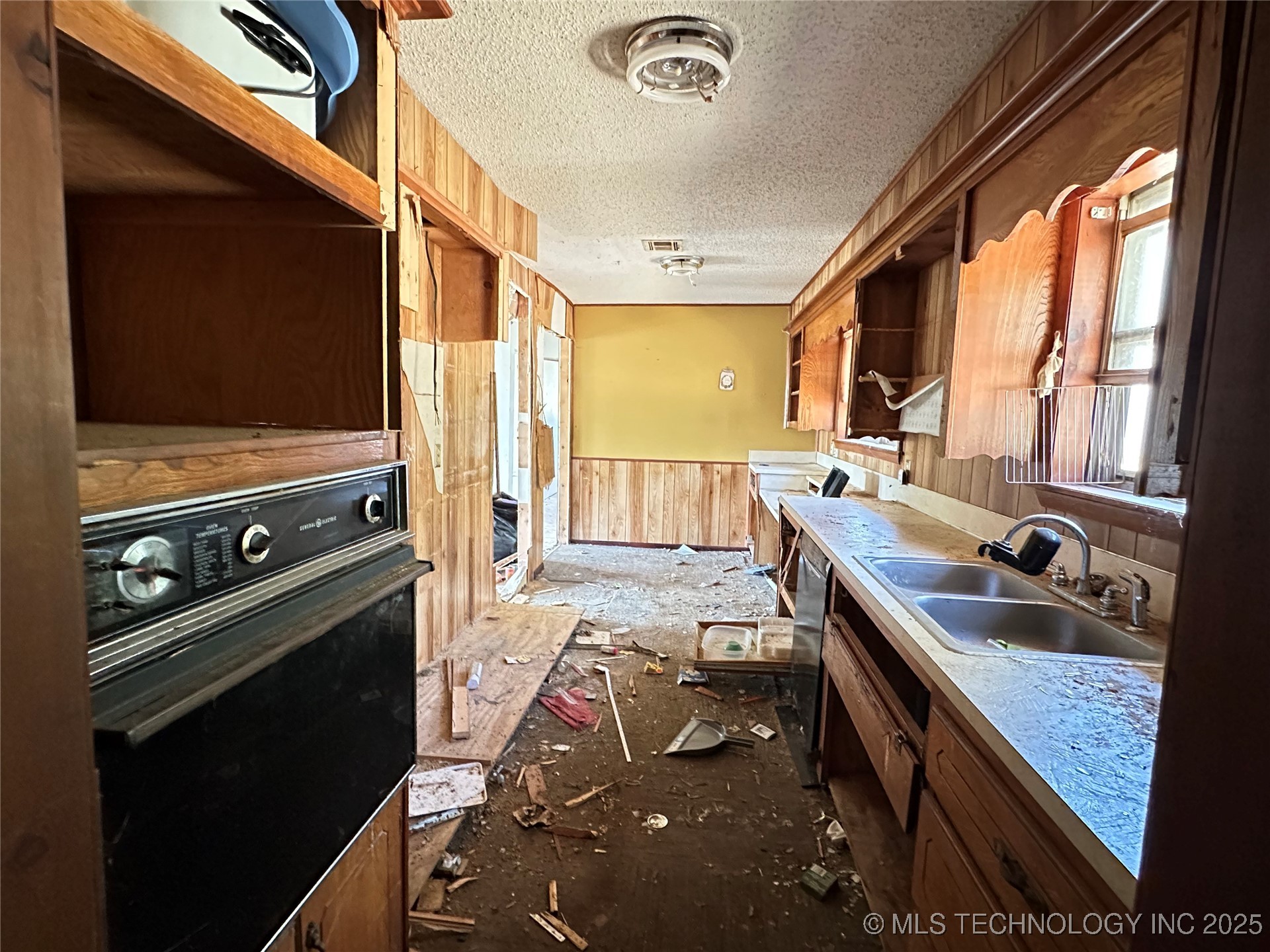 6155 Hwy 56 Highway Property Photo 7