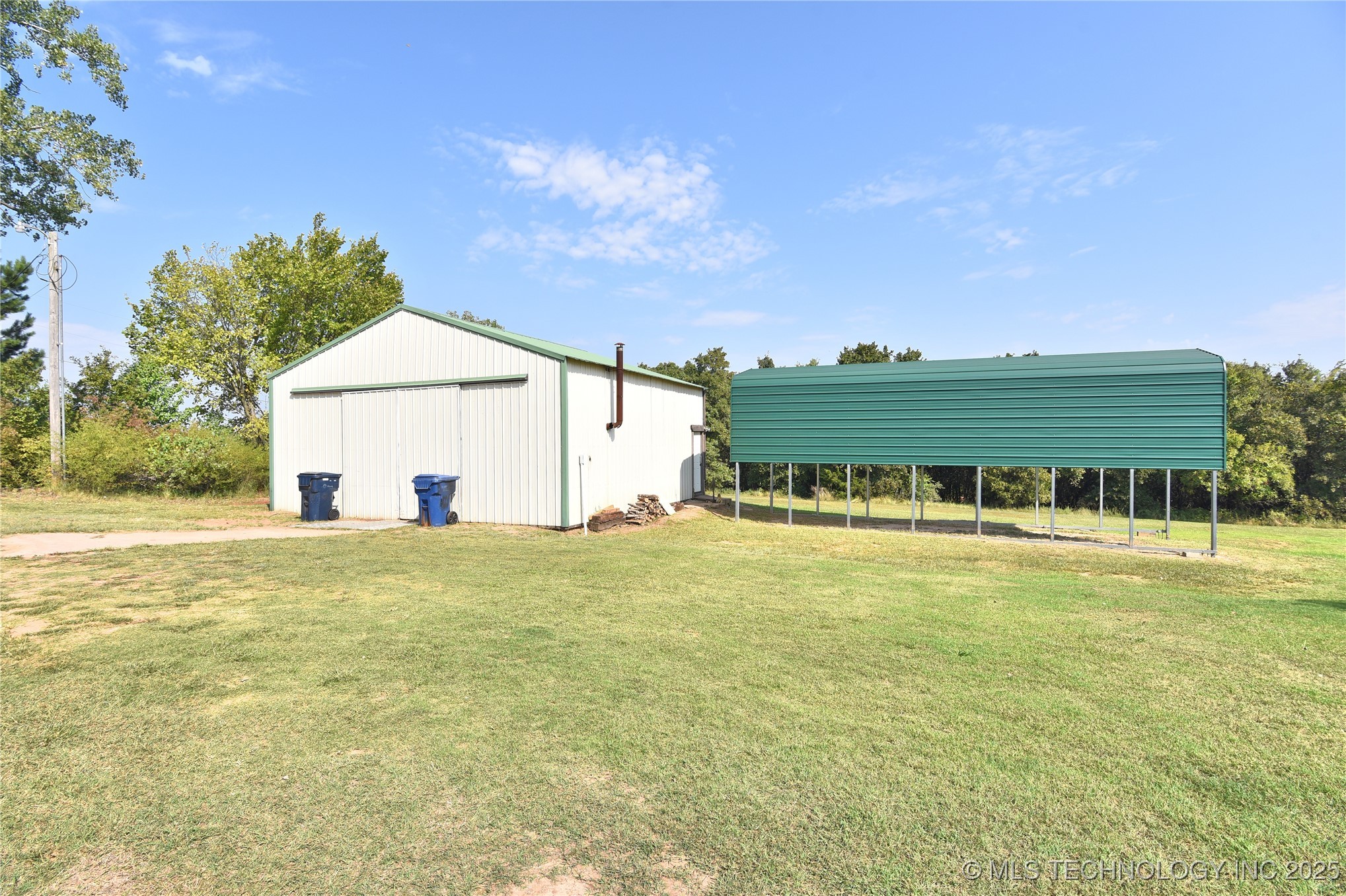 18725 Red Oak Drive Property Photo 31