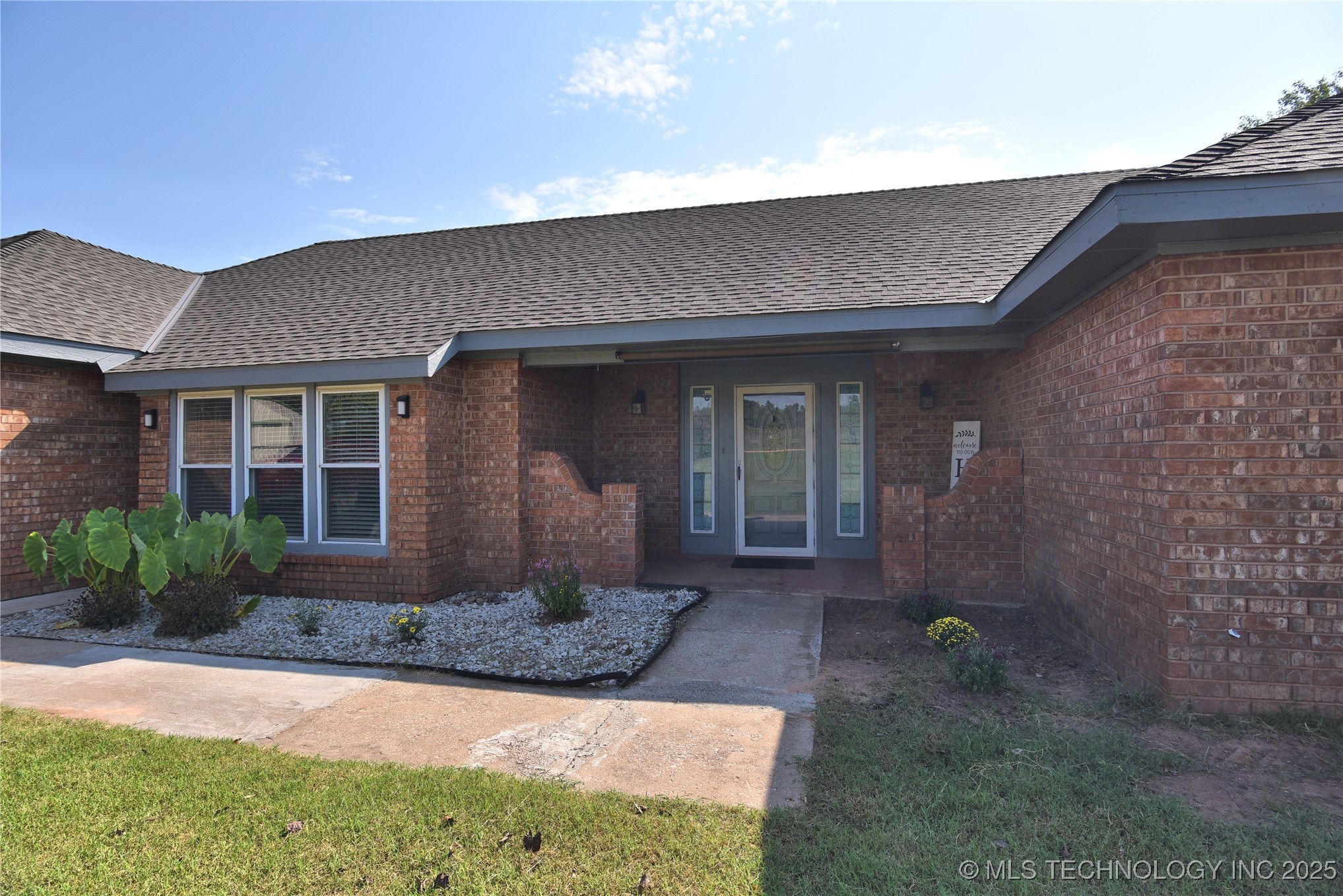 18725 Red Oak Drive Property Photo 35