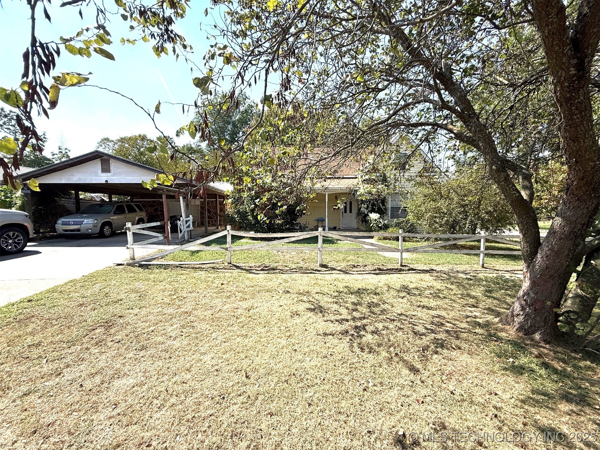 401 S 3rd Property Photo 3