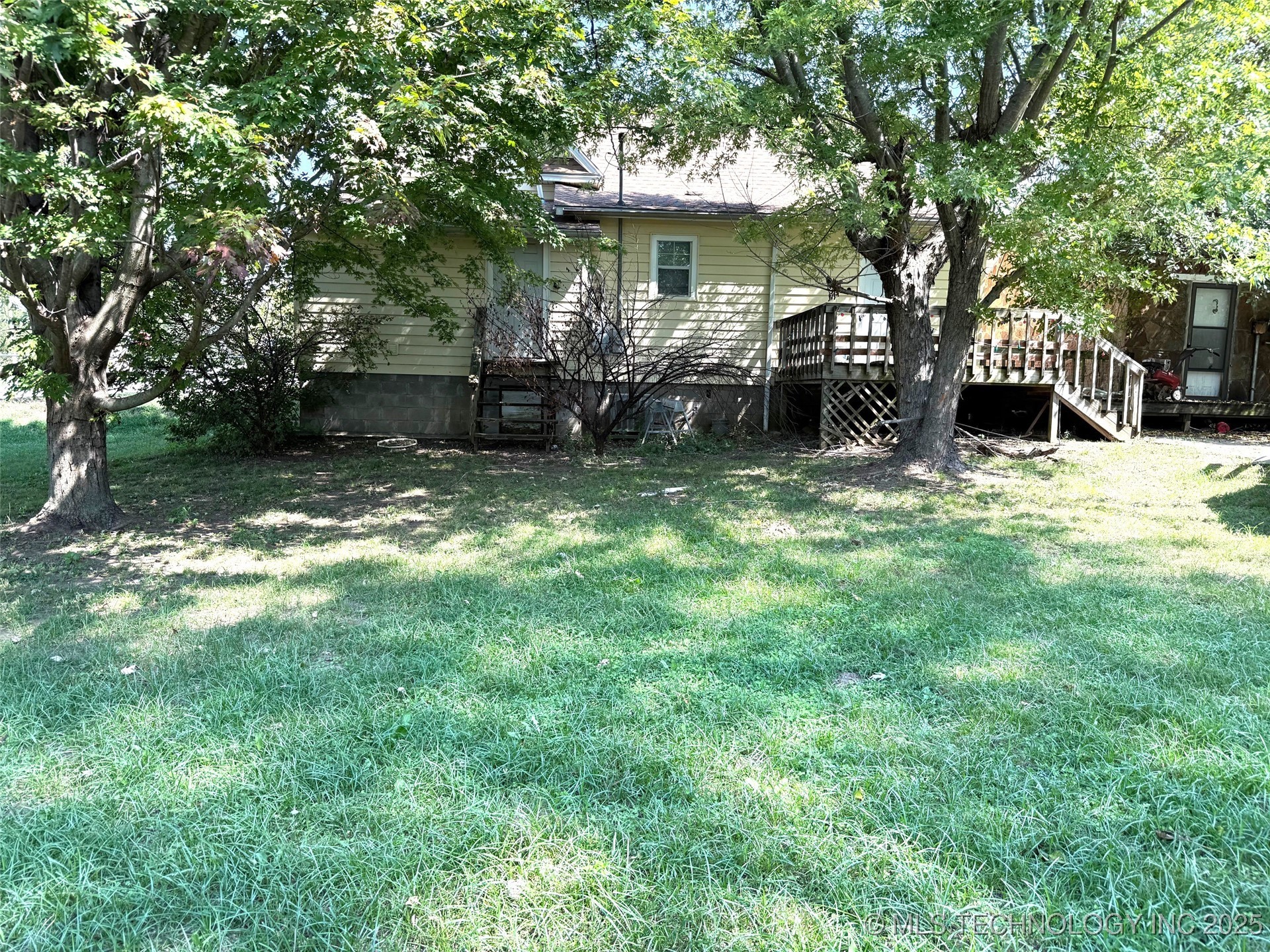 401 S 3rd Property Photo 4