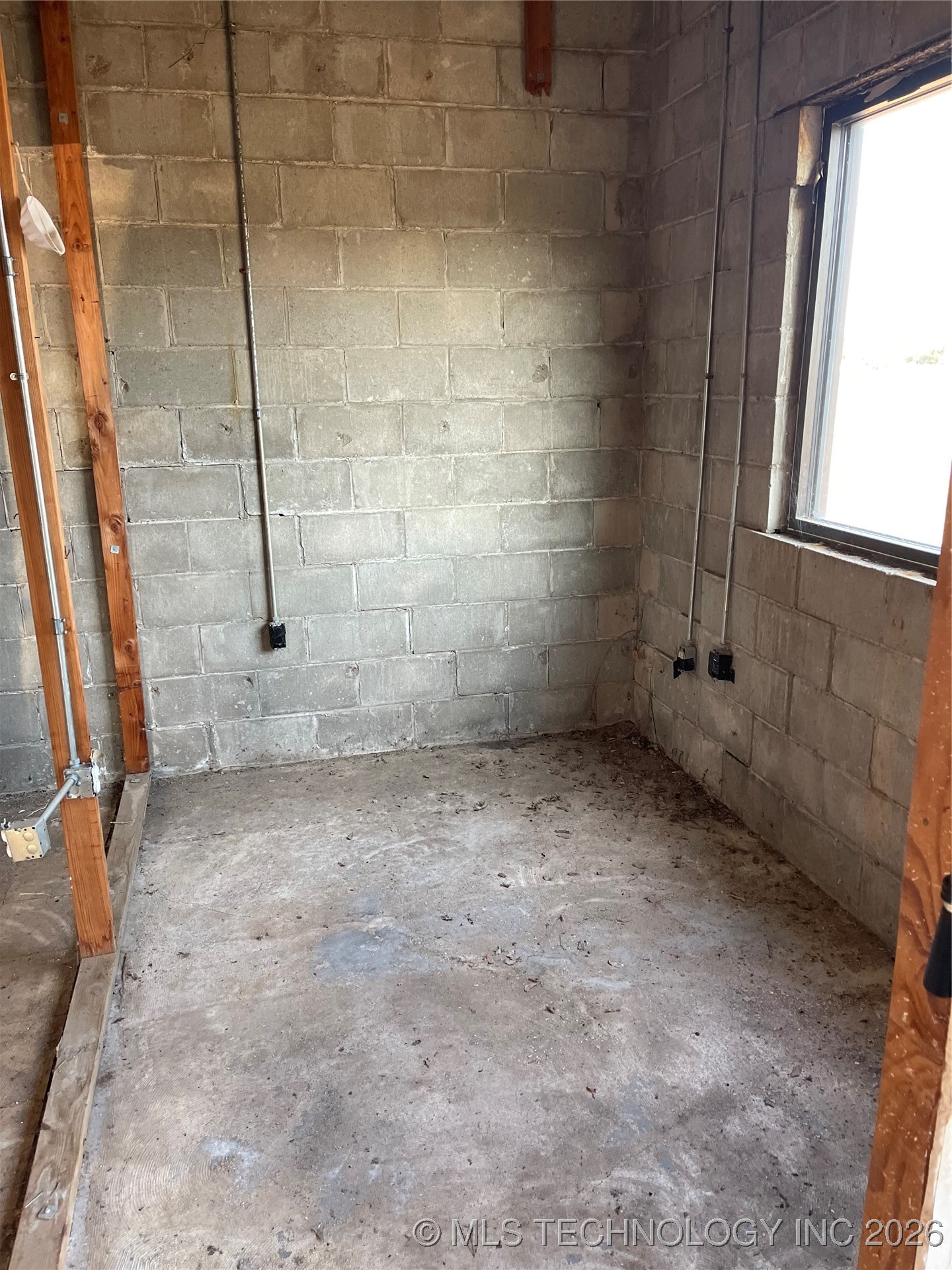 121 Judy Adams Property Photo 7