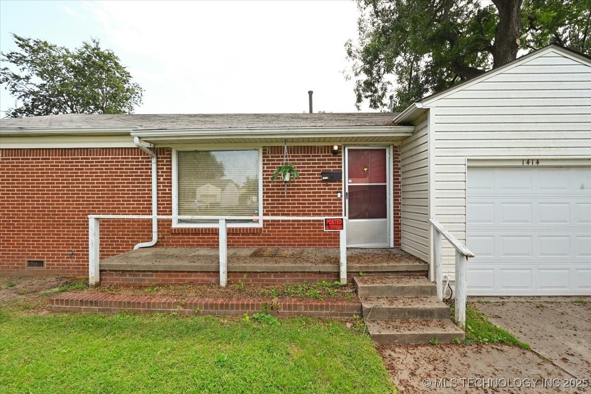 1414 E 52nd Street Property Photo 2