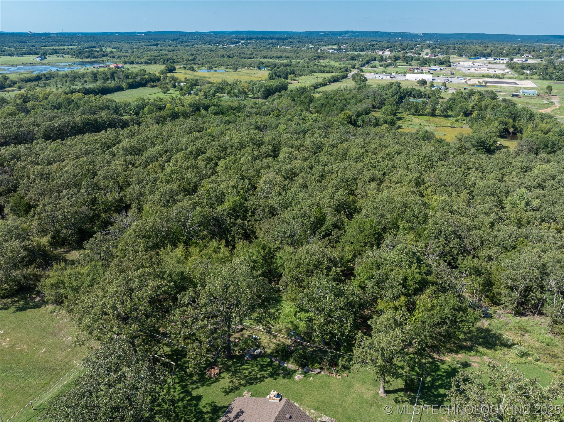 Alderson Road Property Photo 23