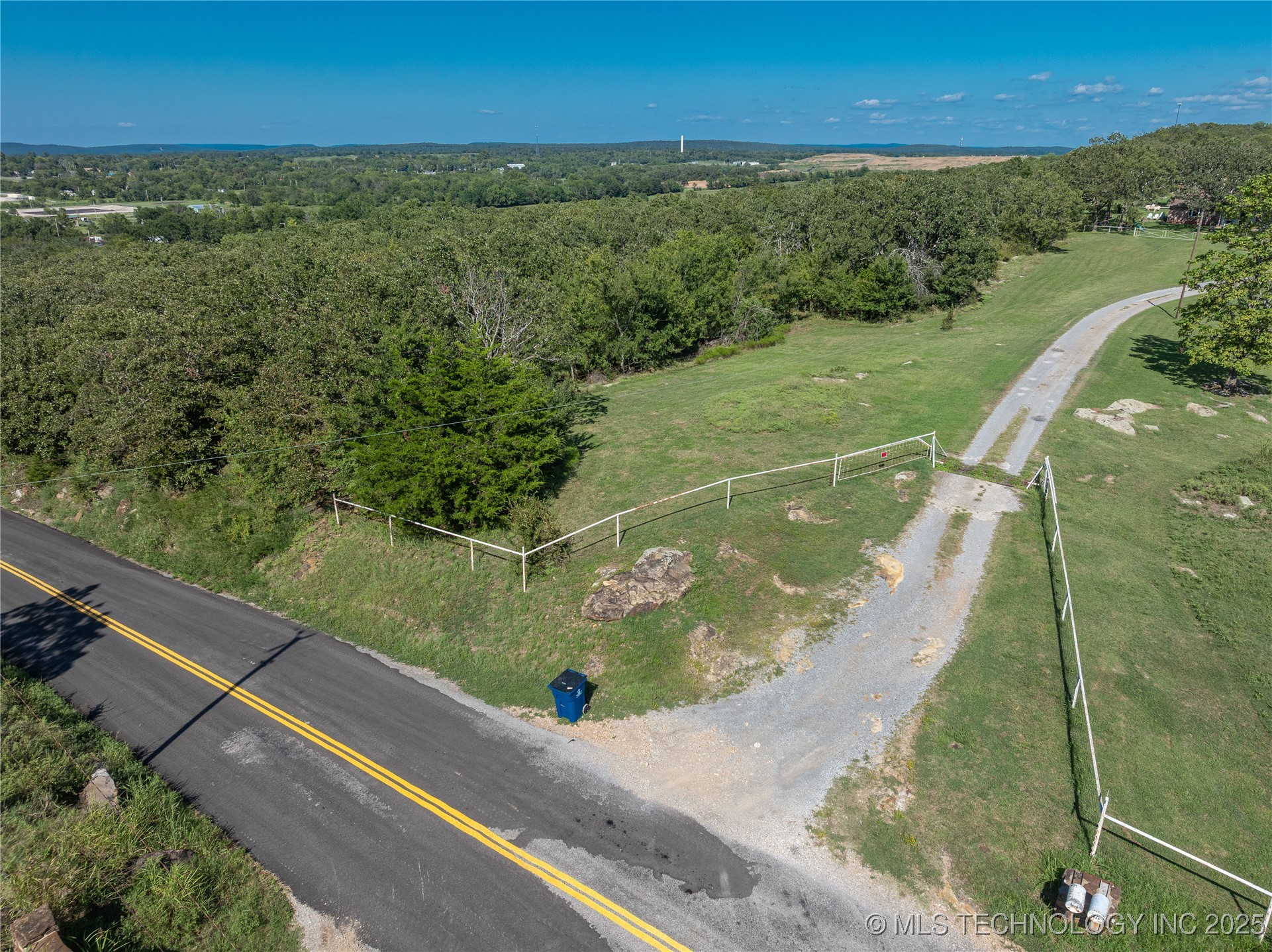 Alderson Road Property Photo 26