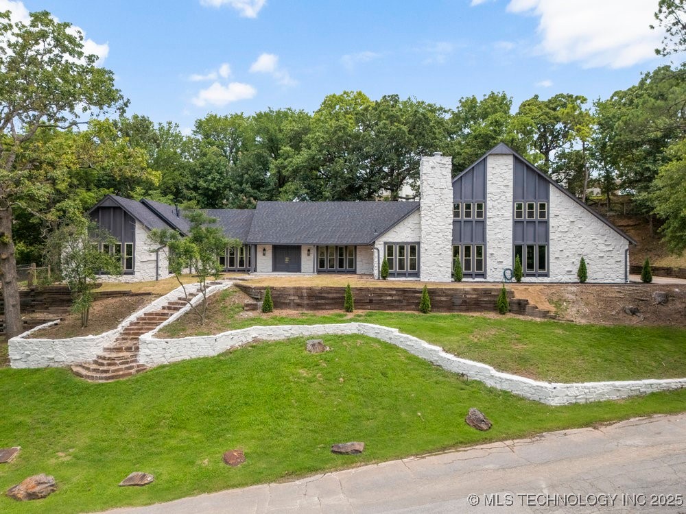 3333 E 77th Place Property Photo 3