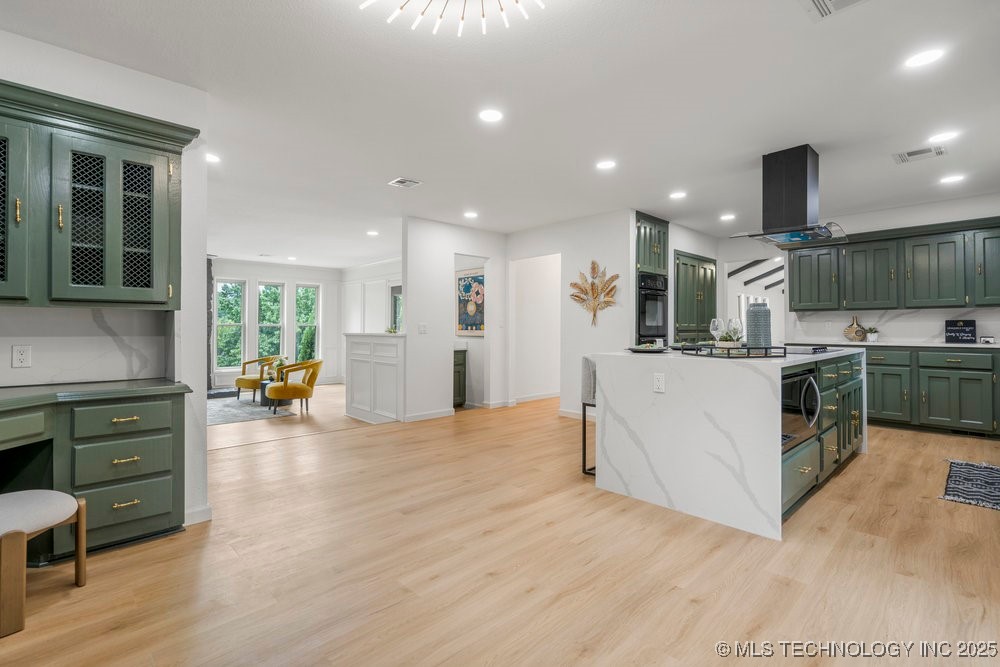 3333 E 77th Place Property Photo 13