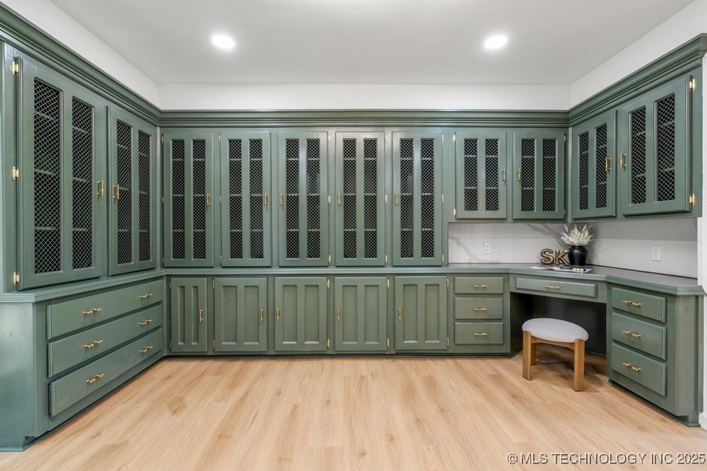 3333 E 77th Place Property Photo 14