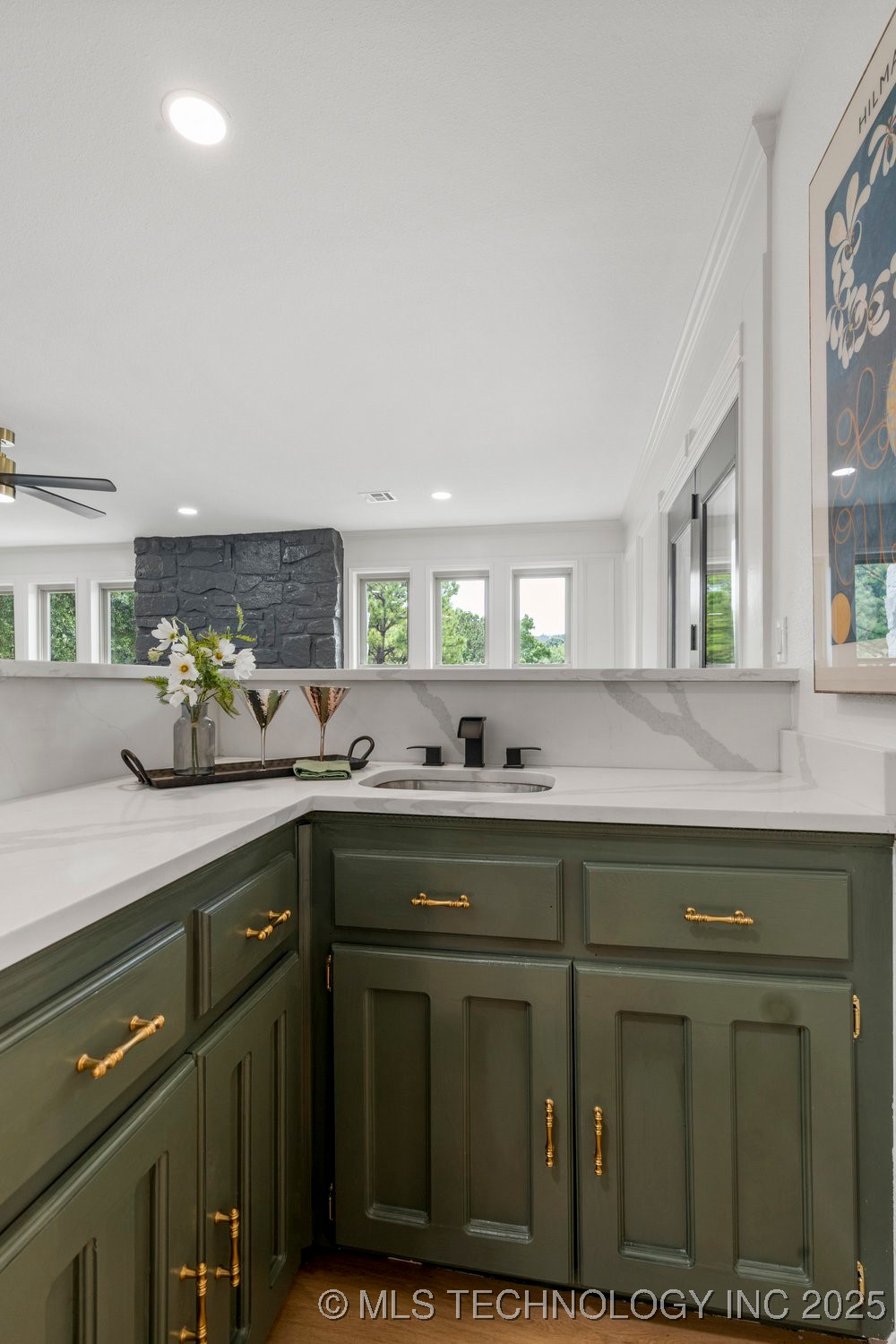 3333 E 77th Place Property Photo 21