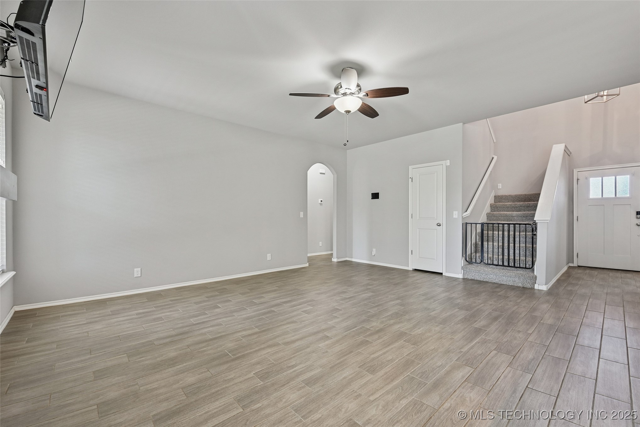 5109 S Nassau Avenue Property Photo 12