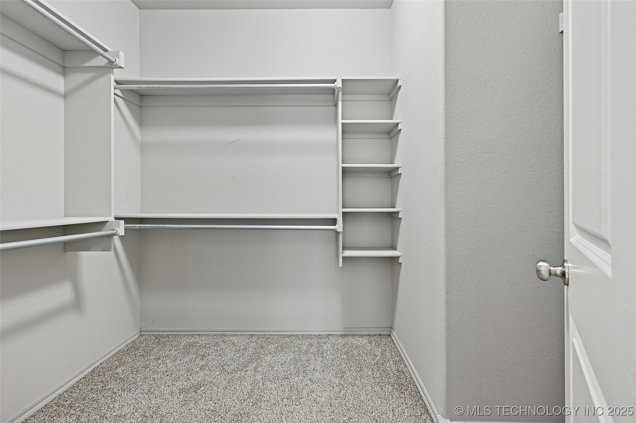 5109 S Nassau Avenue Property Photo 25