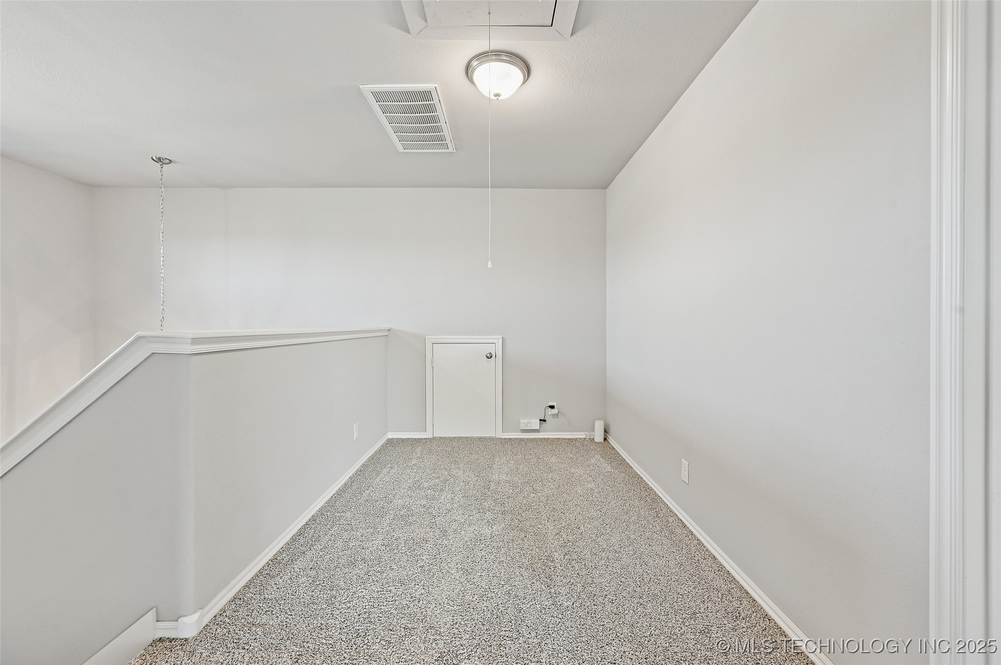 5109 S Nassau Avenue Property Photo 26