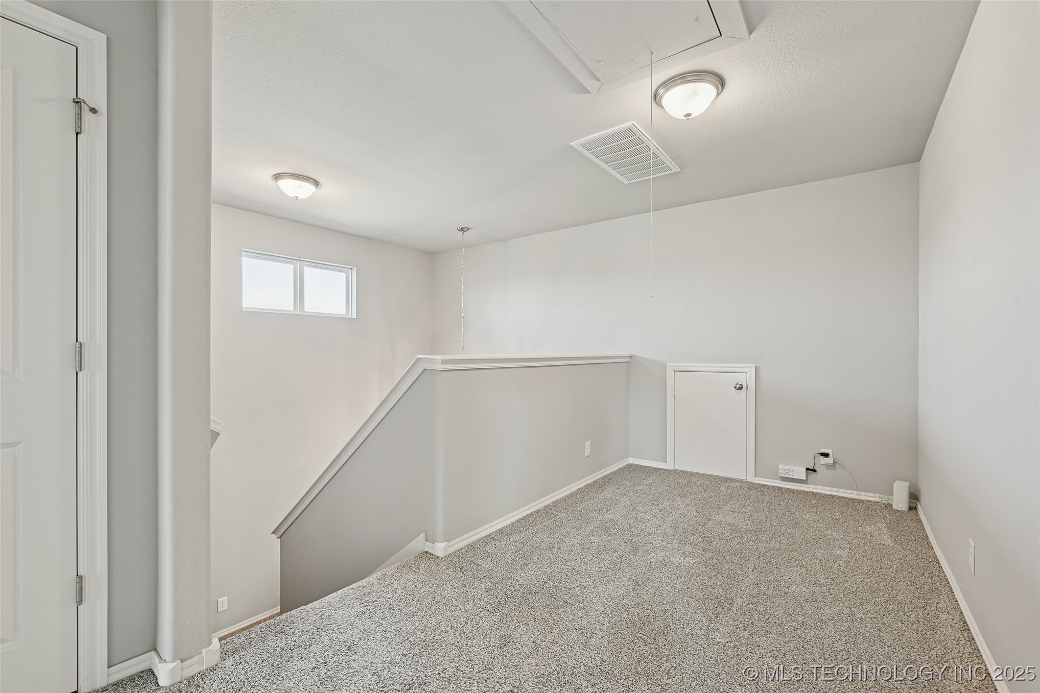 5109 S Nassau Avenue Property Photo 28
