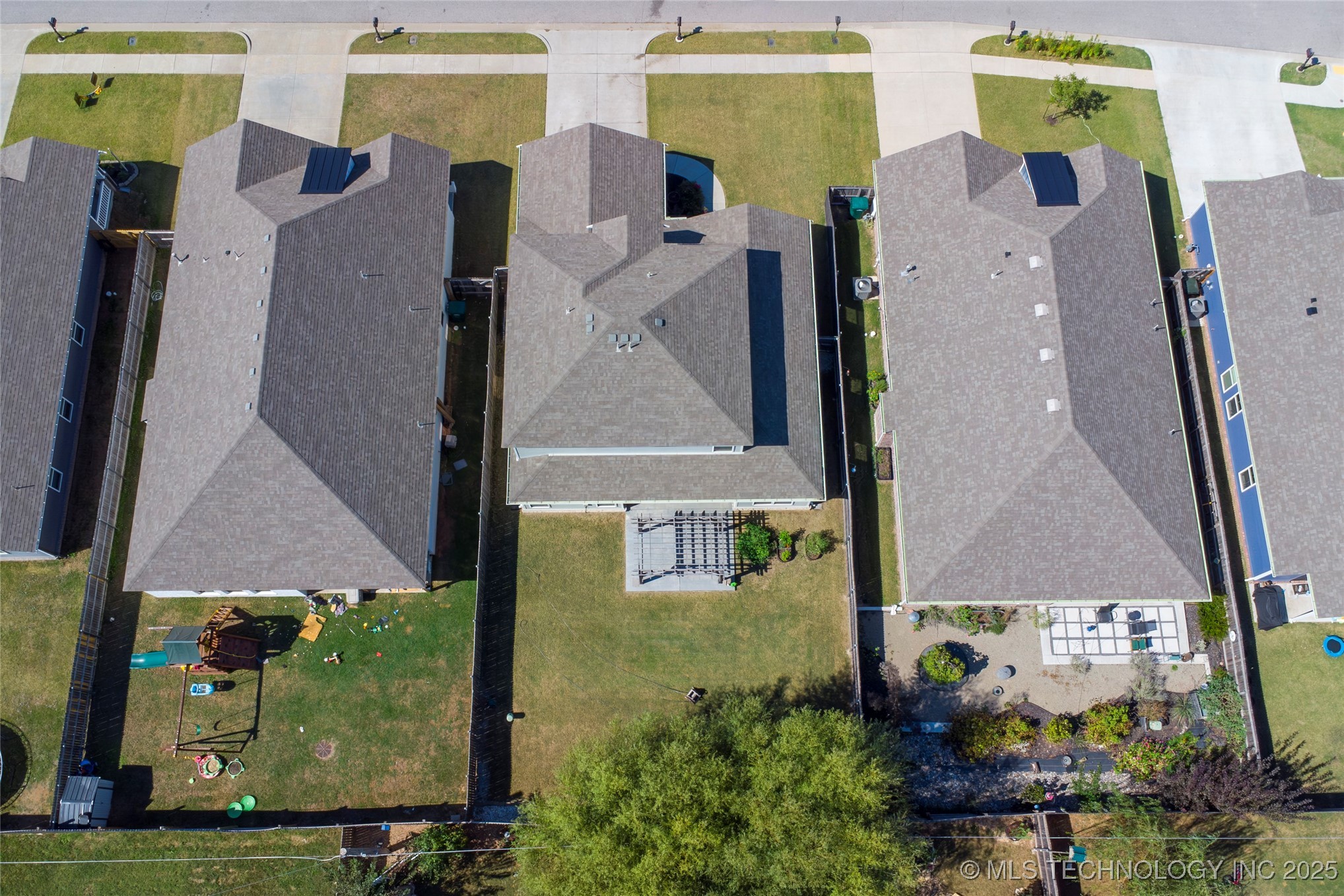 5109 S Nassau Avenue Property Photo 46