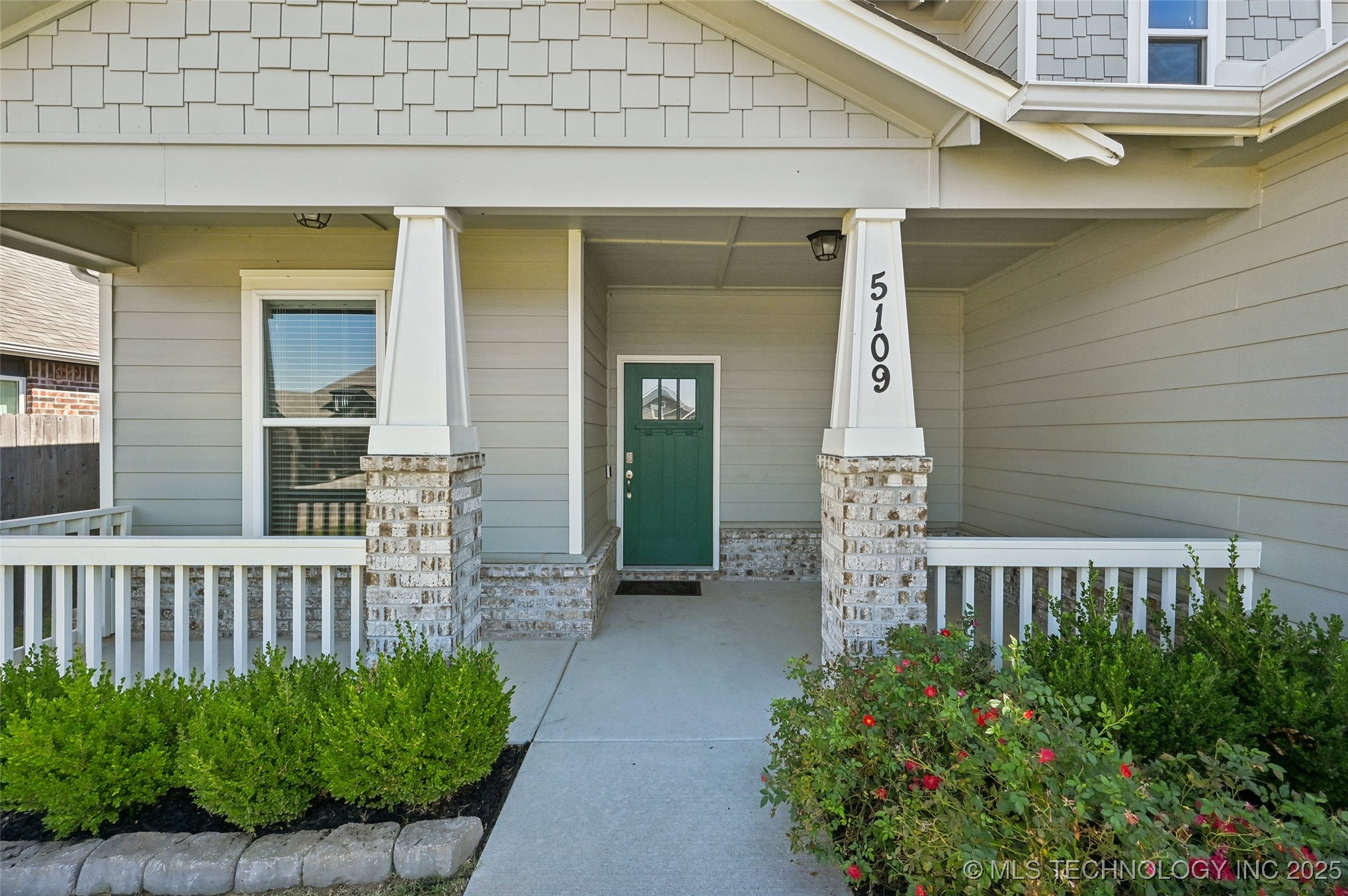 5109 S Nassau Avenue Property Photo 56