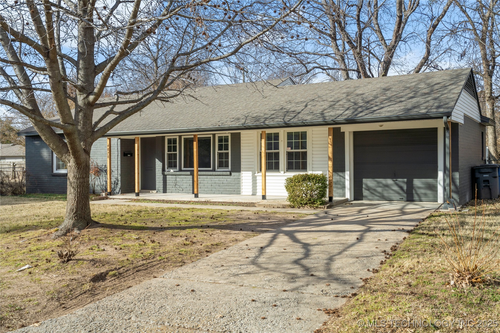 4828 S Madison Avenue Property Photo 1