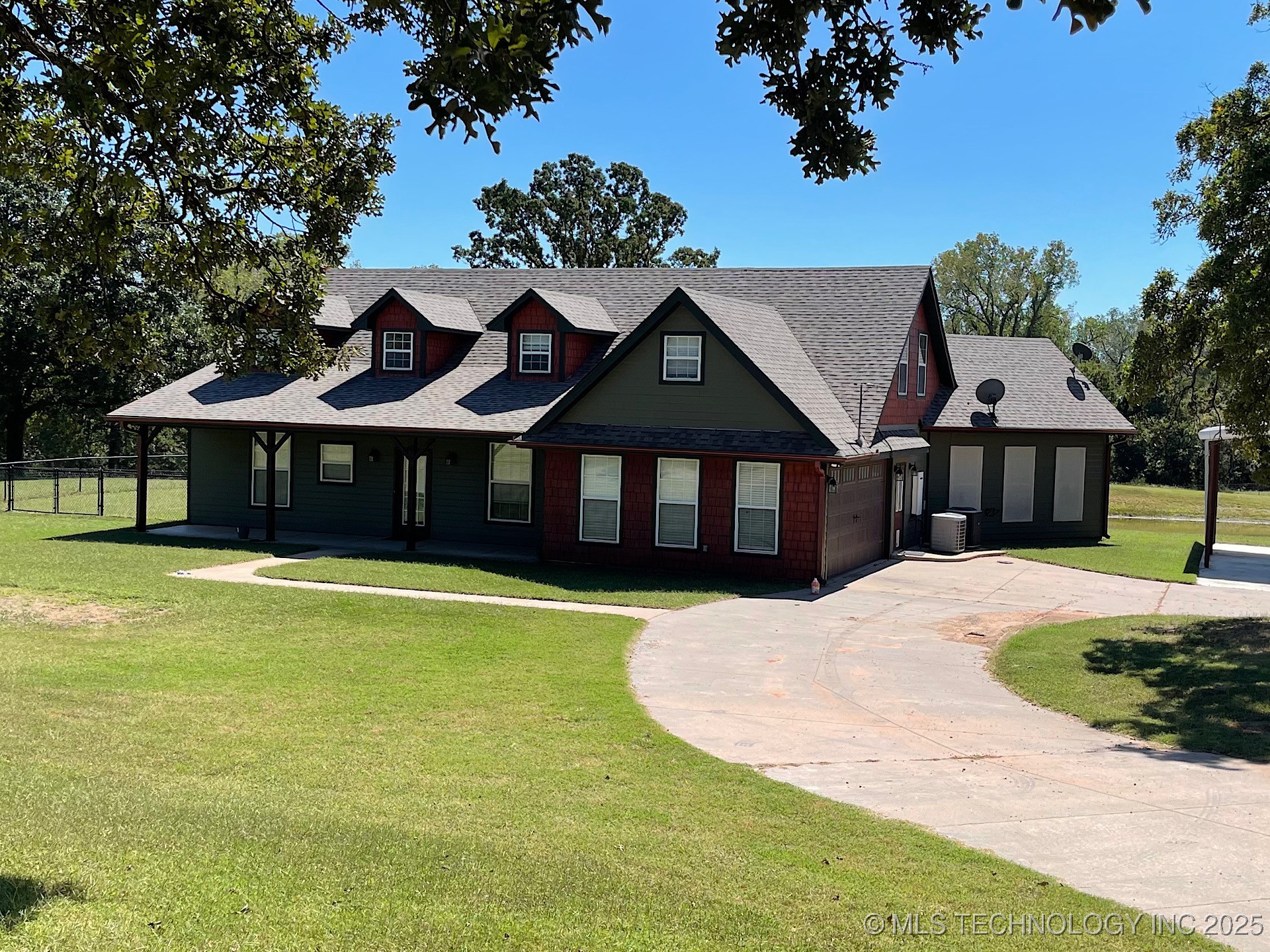 9505 S Rose Road Property Photo 1