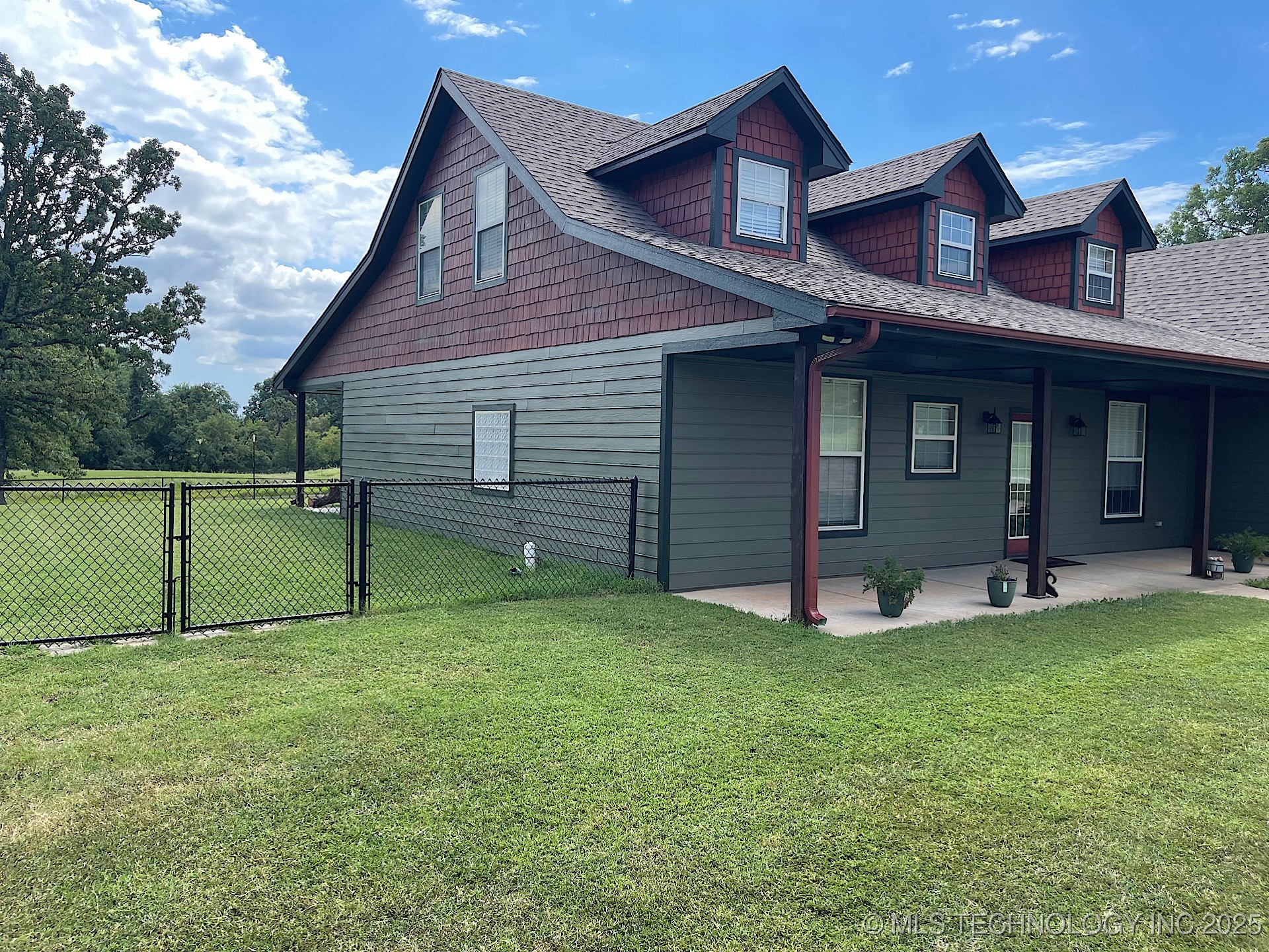 9505 S Rose Road Property Photo 8