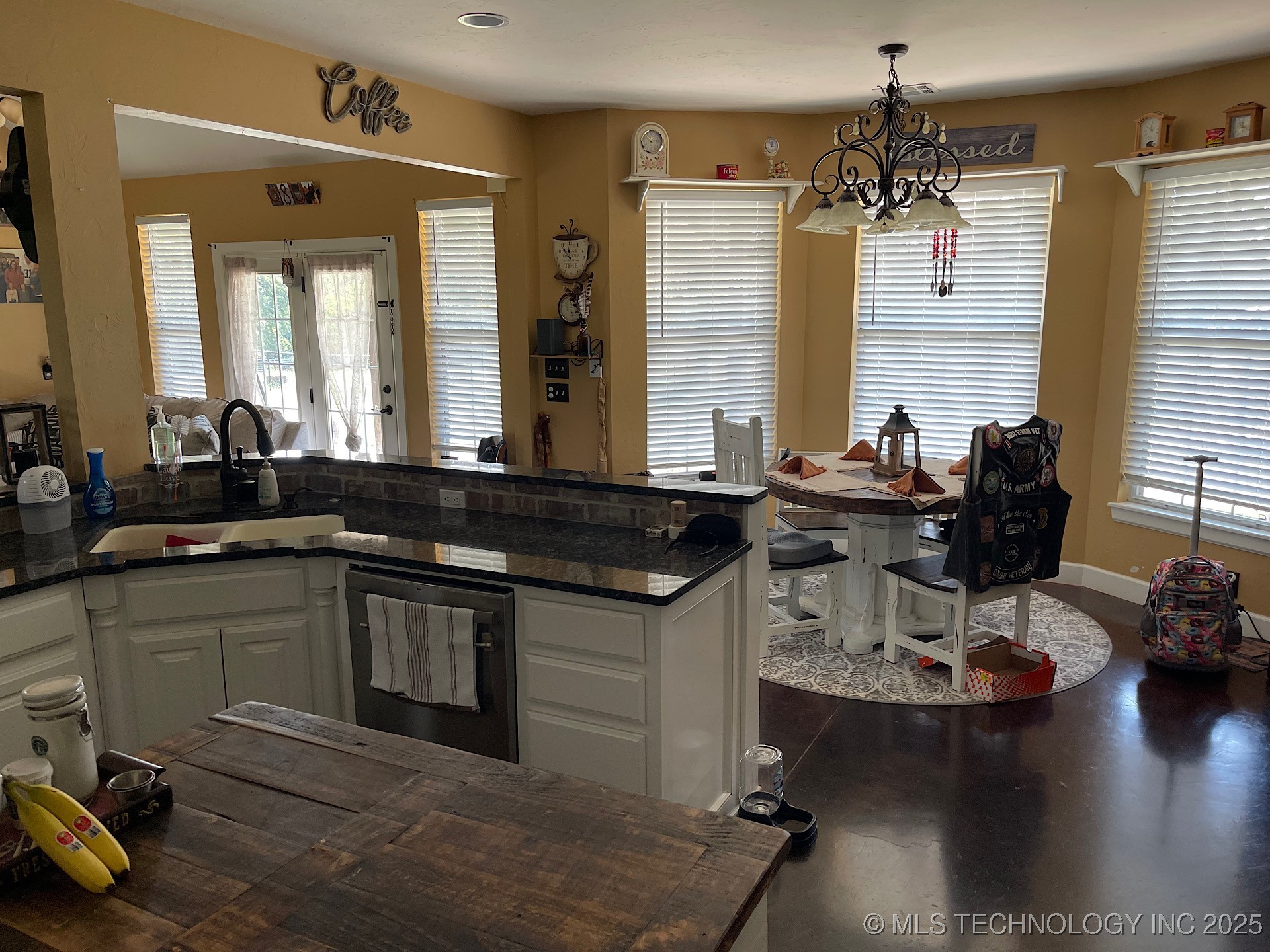 9505 S Rose Road Property Photo 14